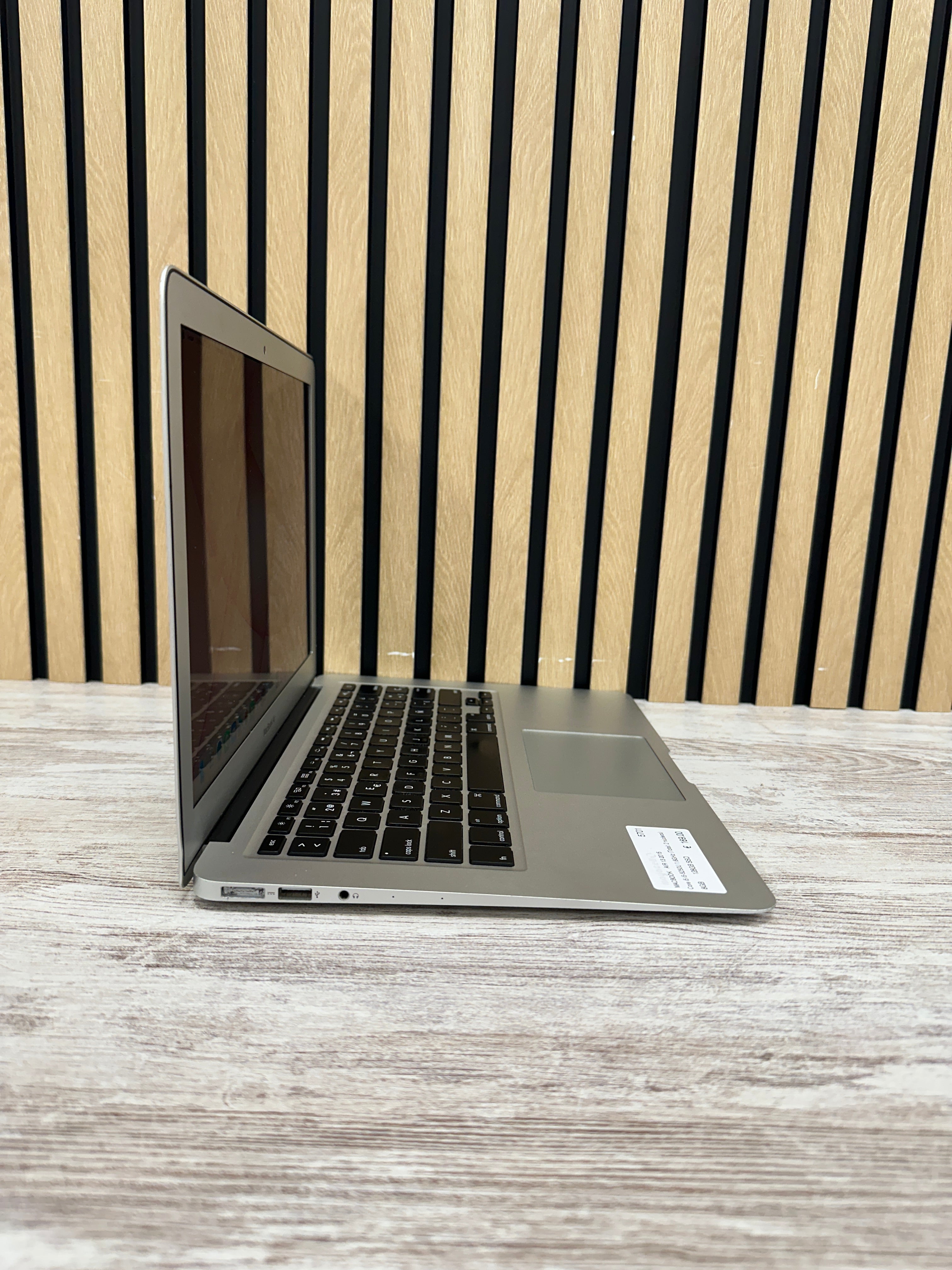 MacBook Air 13" 2015 i5 8gb 128gb SSD - Moyacell