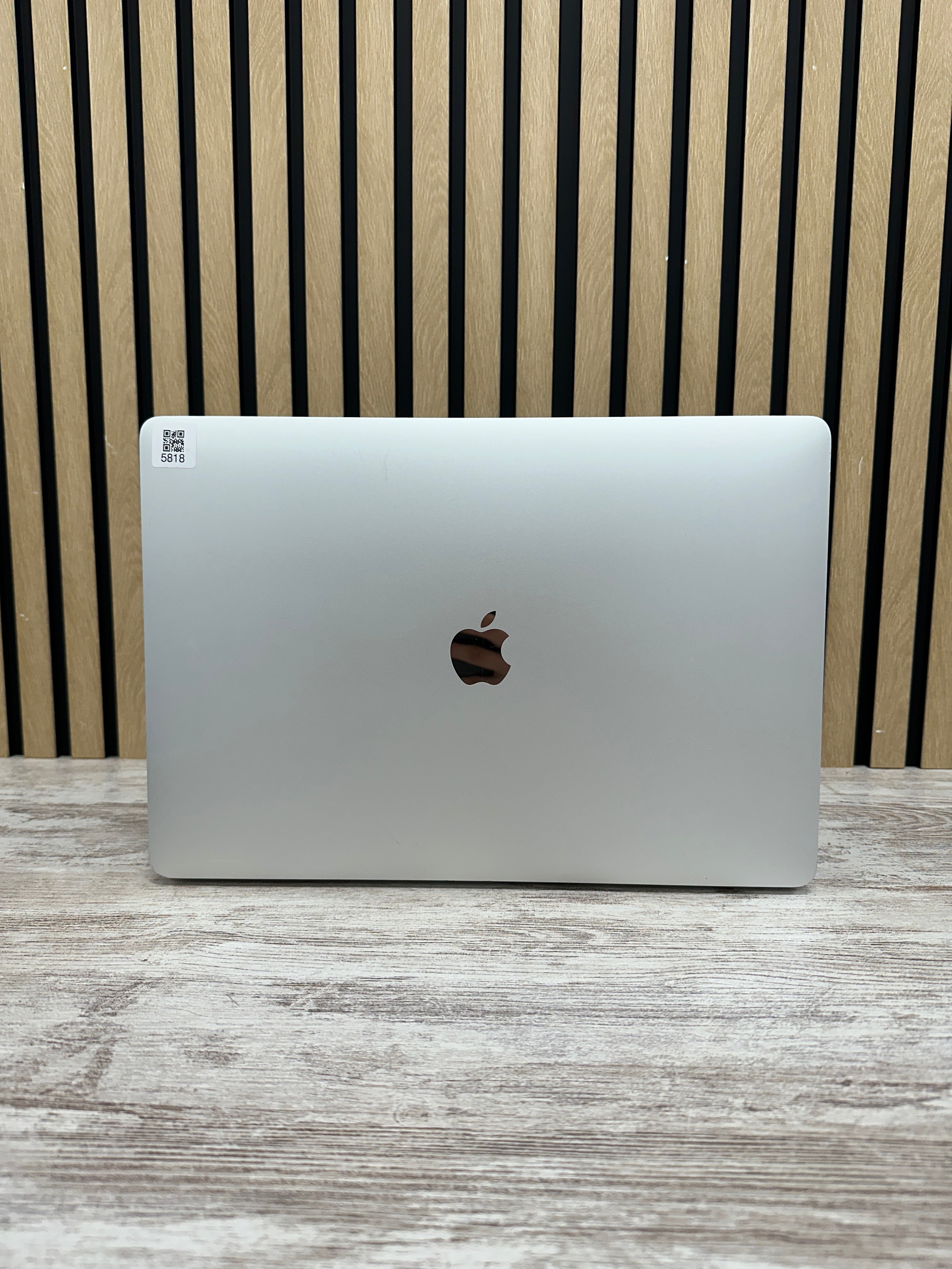 MacBook Pro 15" 2017 i7 16gb 500gb SSD - Moyacell