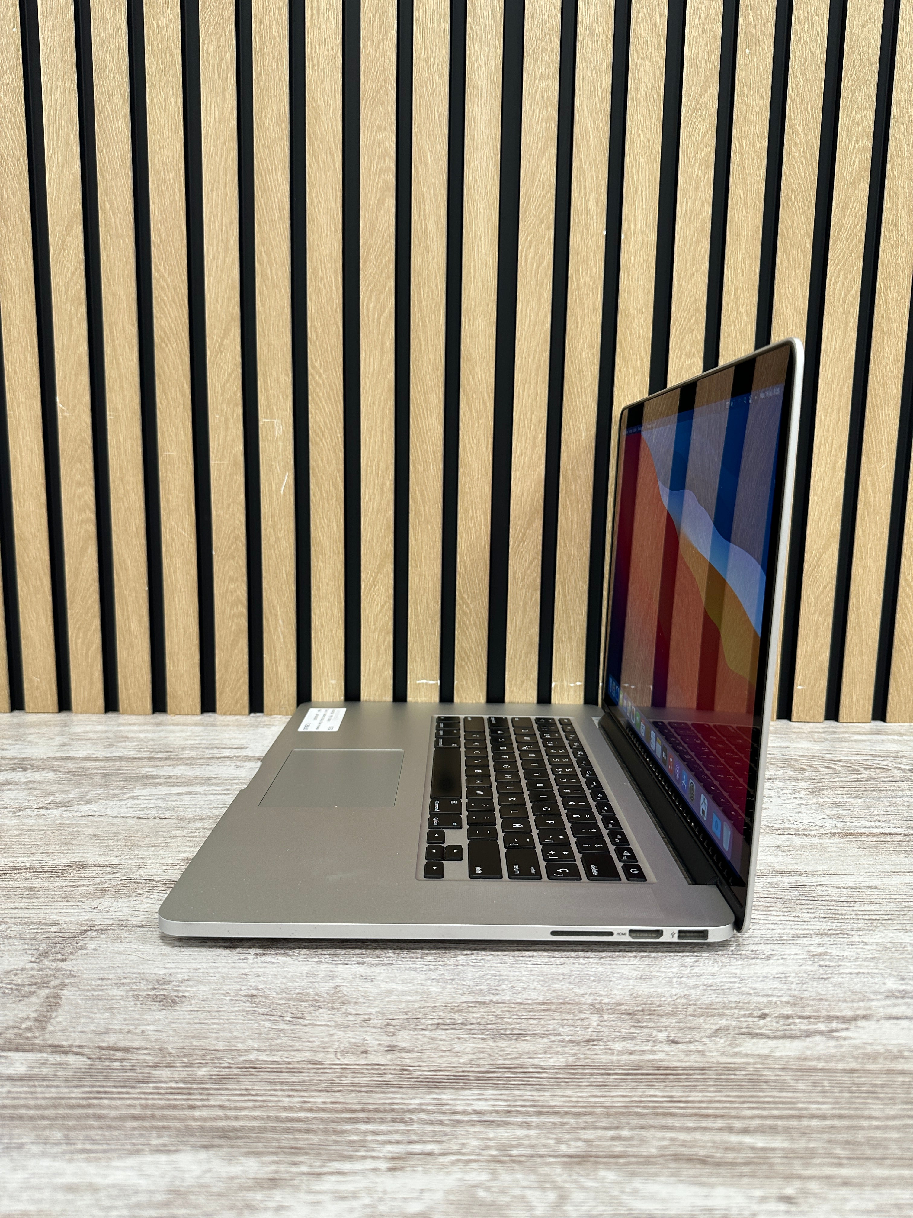 MacBook Pro 15" 2013 i7 8gb 256gb SSD