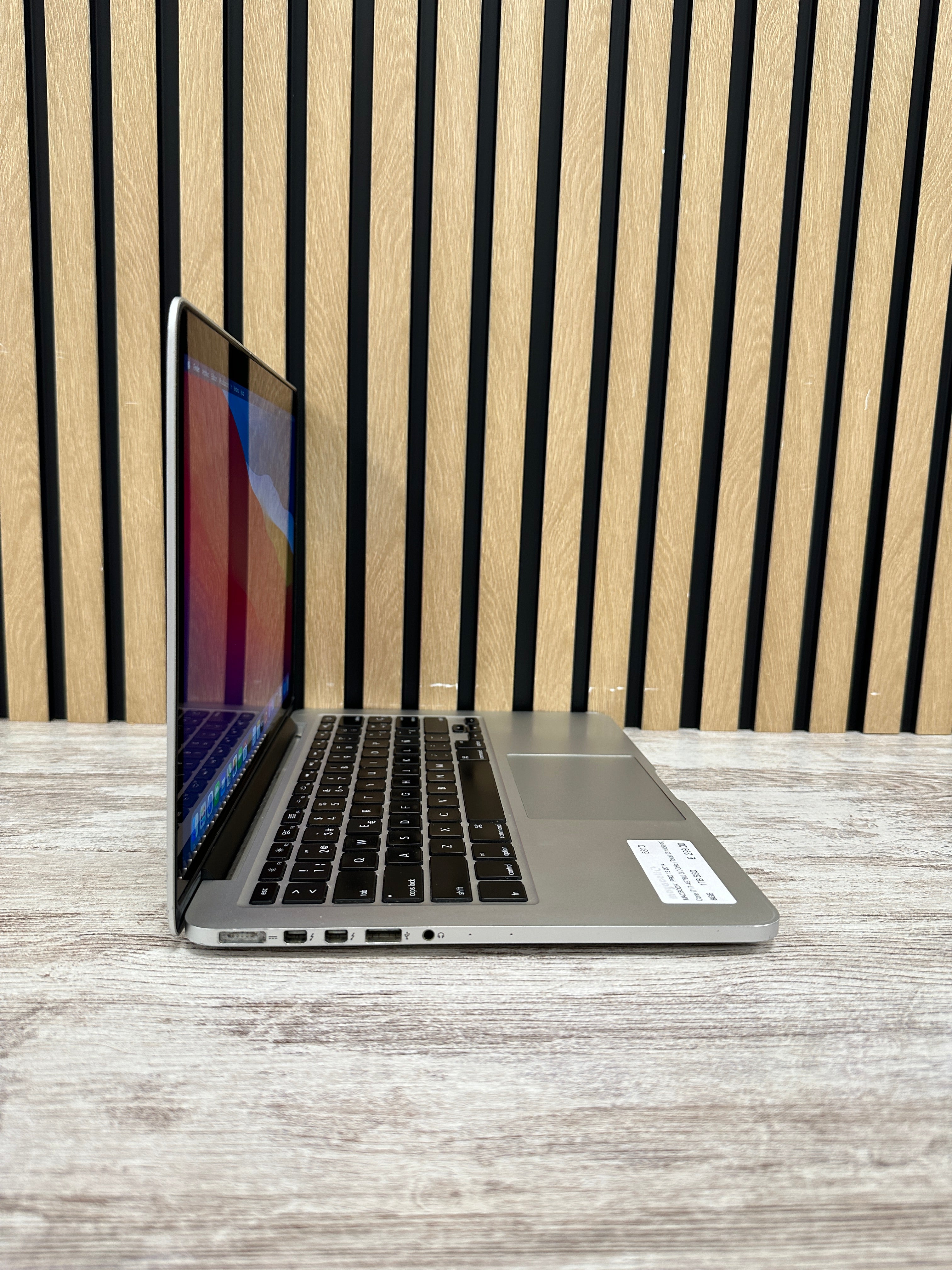 MacBook Pro 13" 2014 i7 8gb 1tb SSD - Moyacell