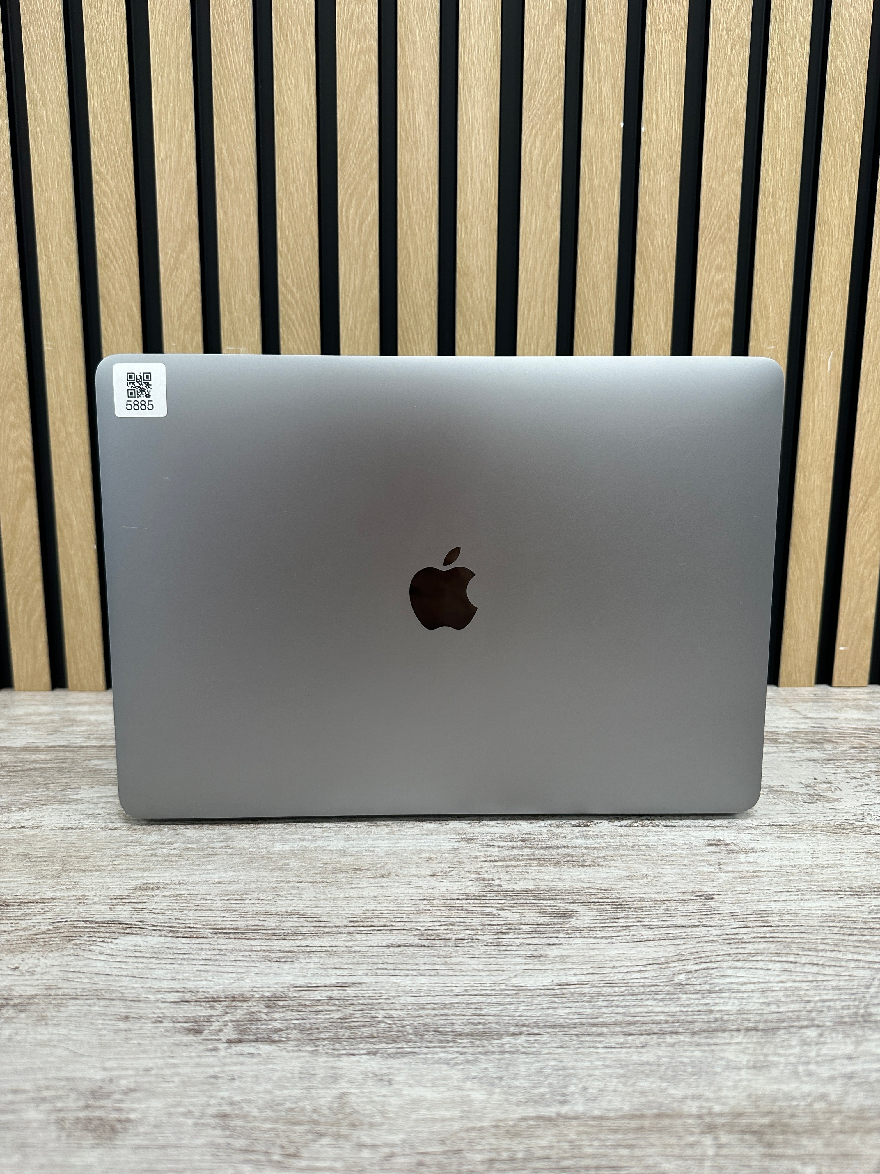 MacBook Pro 13" 2018 TB i7 16gb 500gb SSD