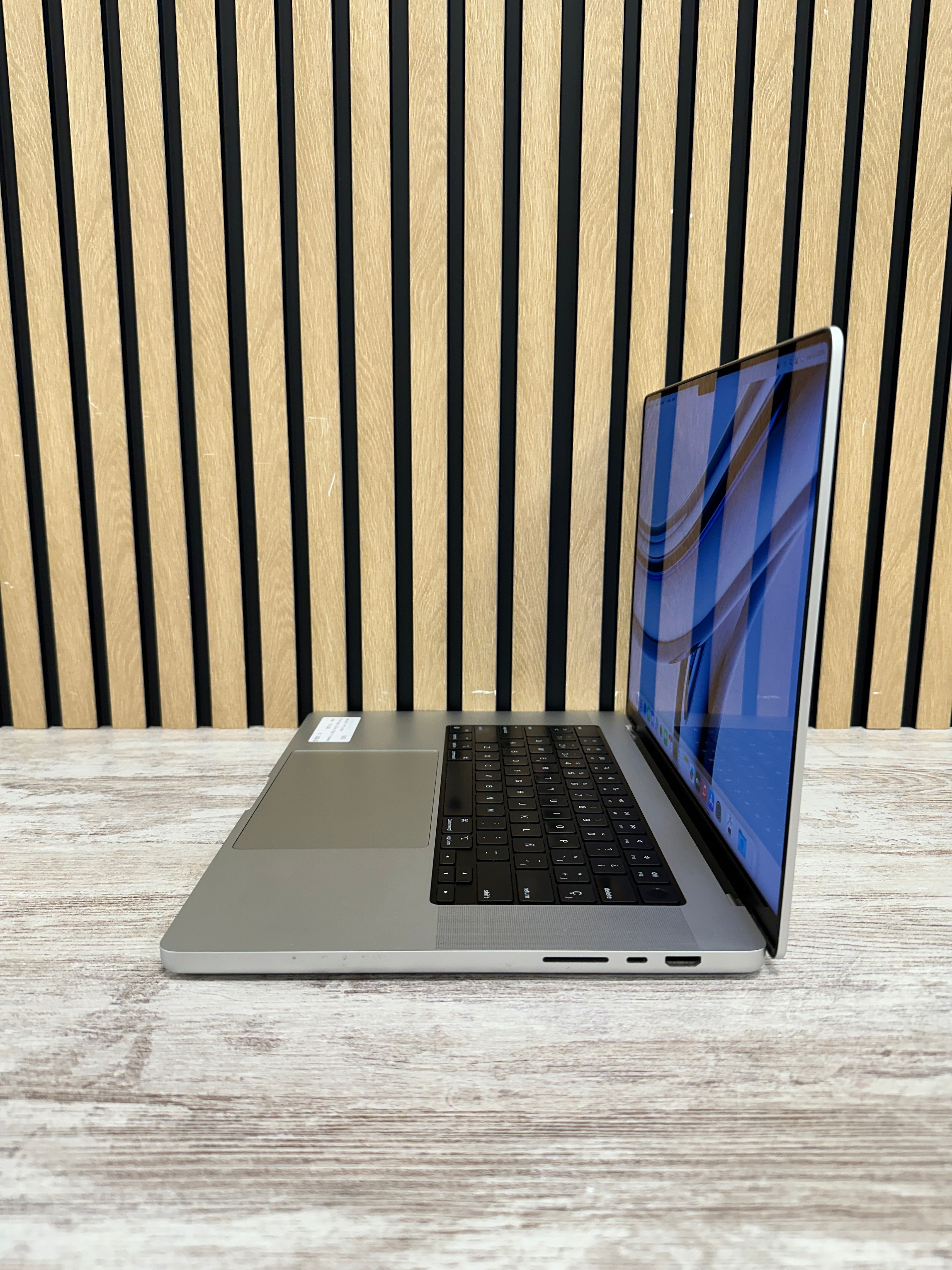 MacBook Pro 16" 2021 M1 MAX 32gb 1tb SSD - Moyacell