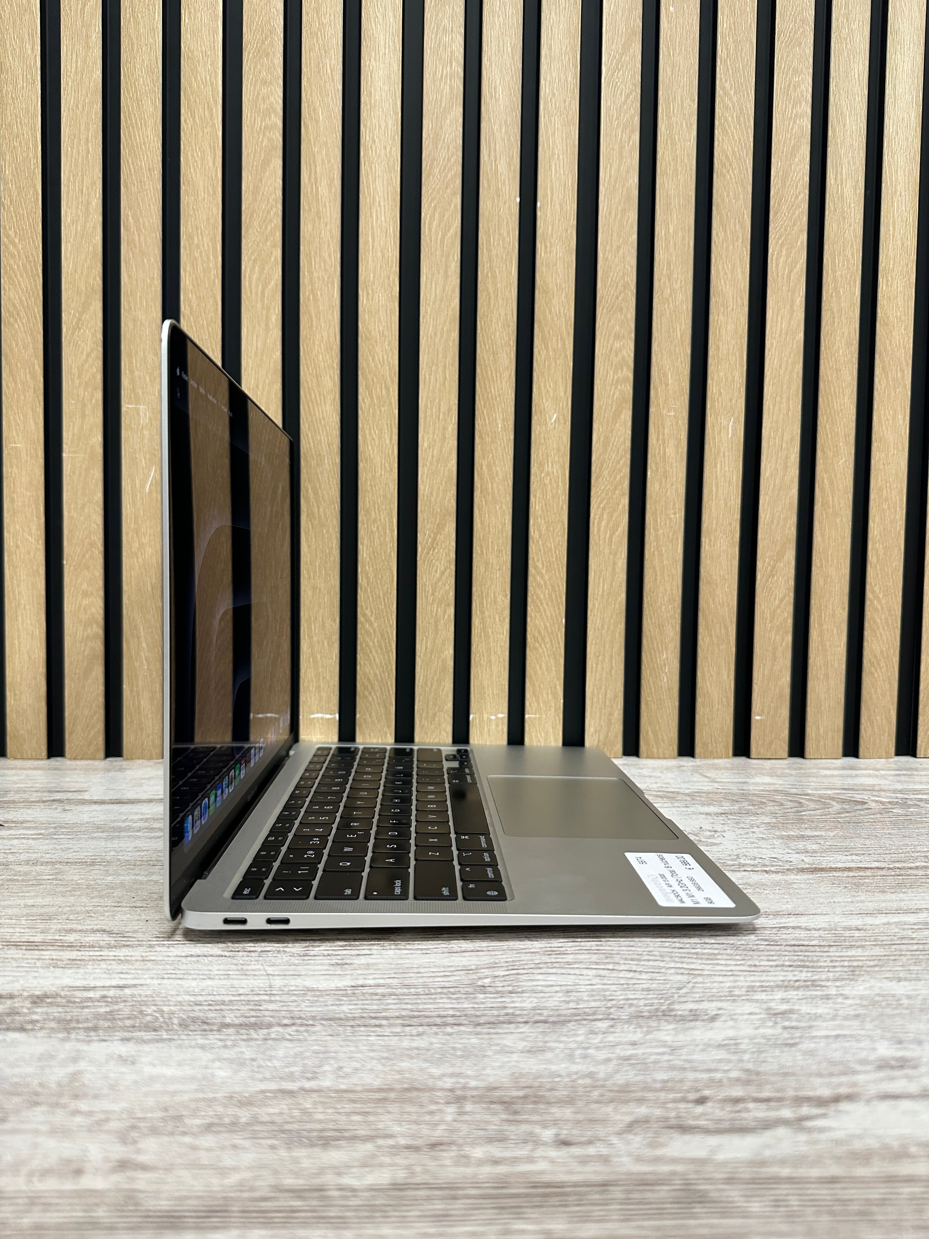 MacBook Air 13" 2020 M1 8gb 256gb SSD - Moyacell