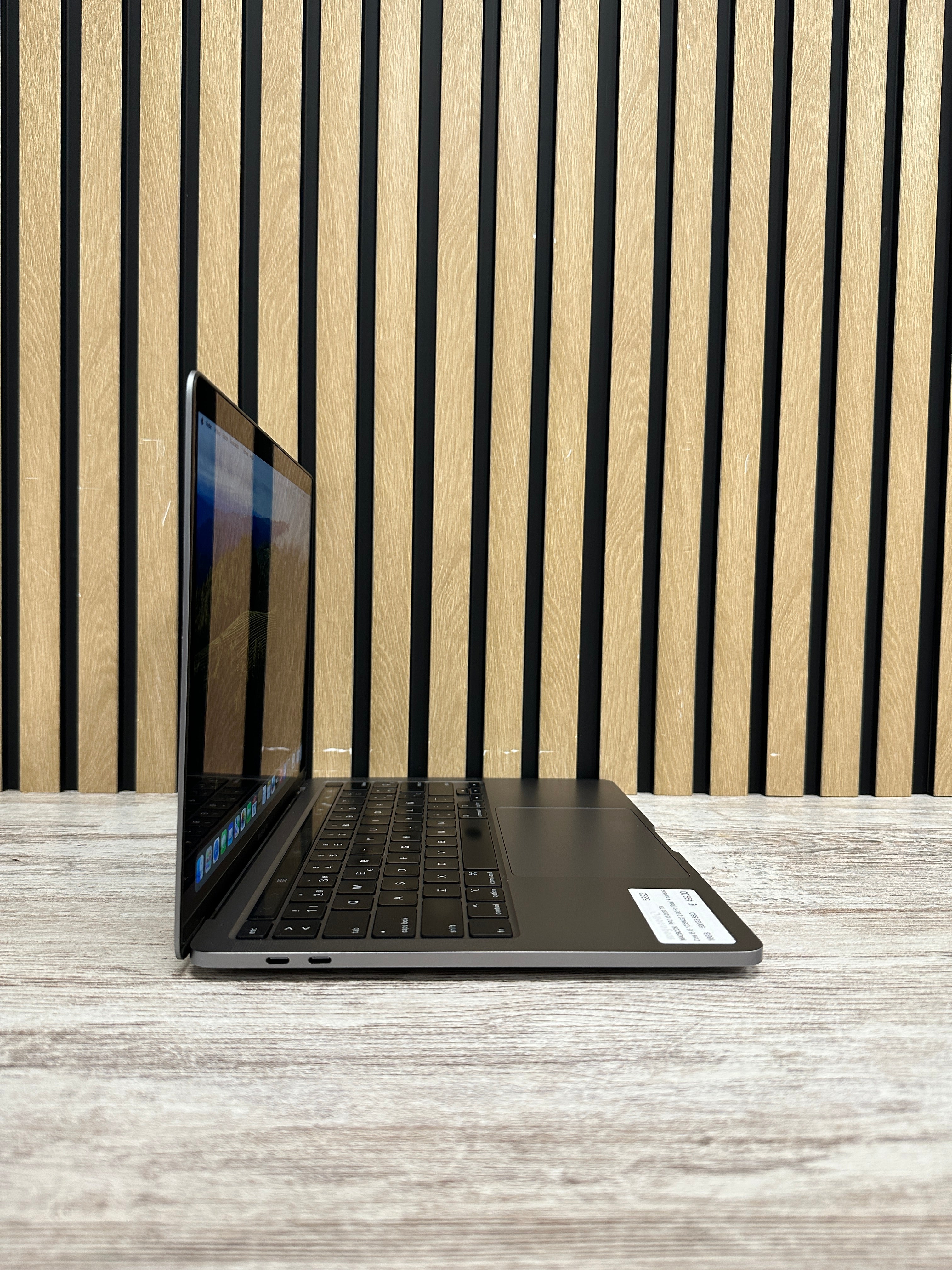 MacBook Pro 13" 2020 TB i5 16gb 500gb SSD - Moyacell