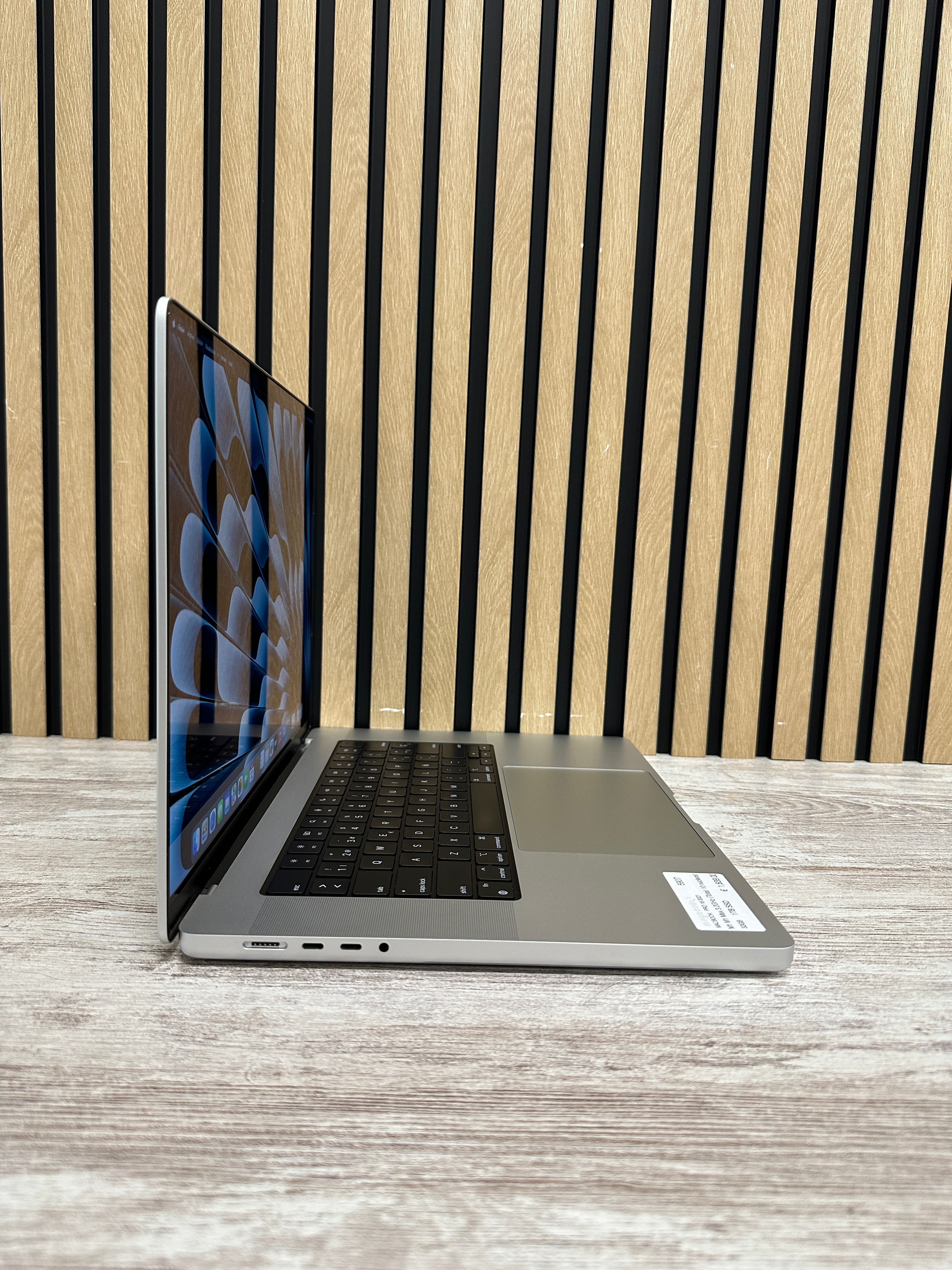 MacBook Pro 16" 2021 M1 MAX 32gb 1tb SSD - Moyacell