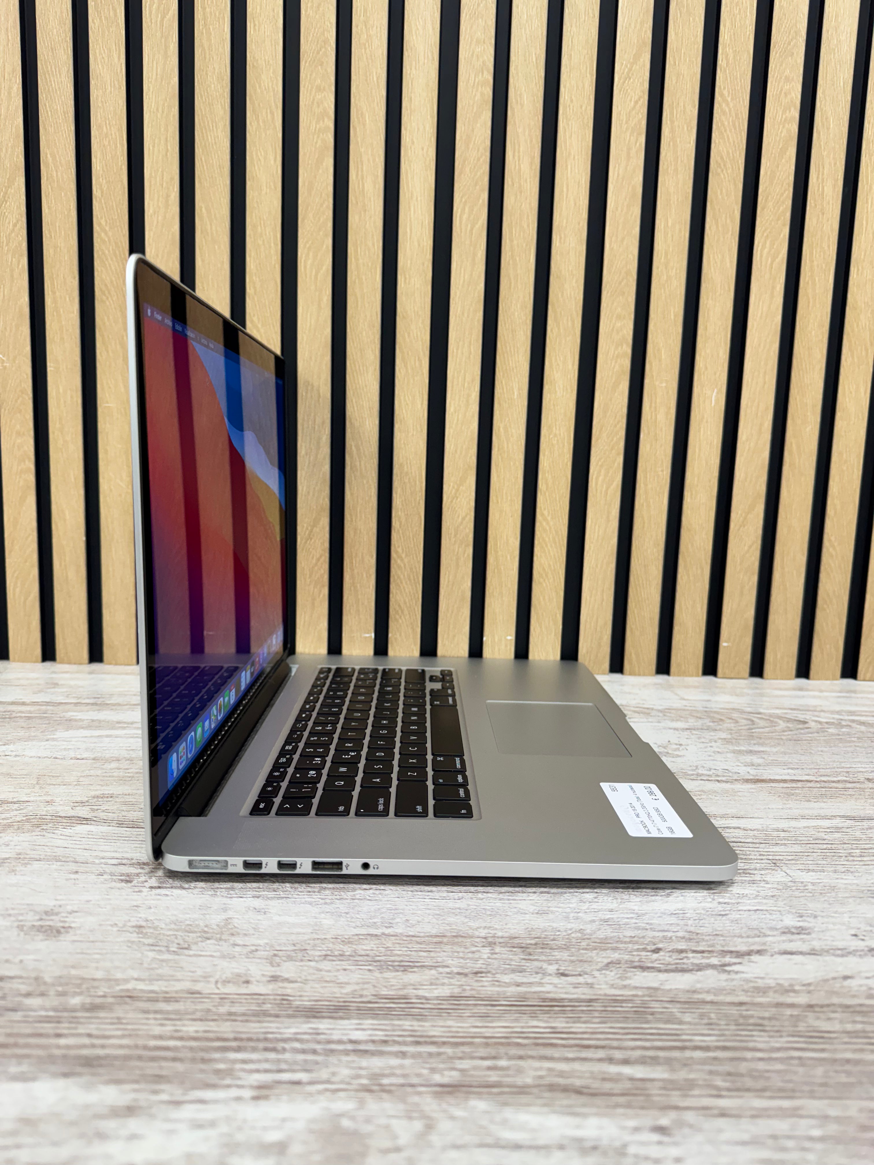 MacBook Pro 15" 2014 i7 16gb 500gb SSD