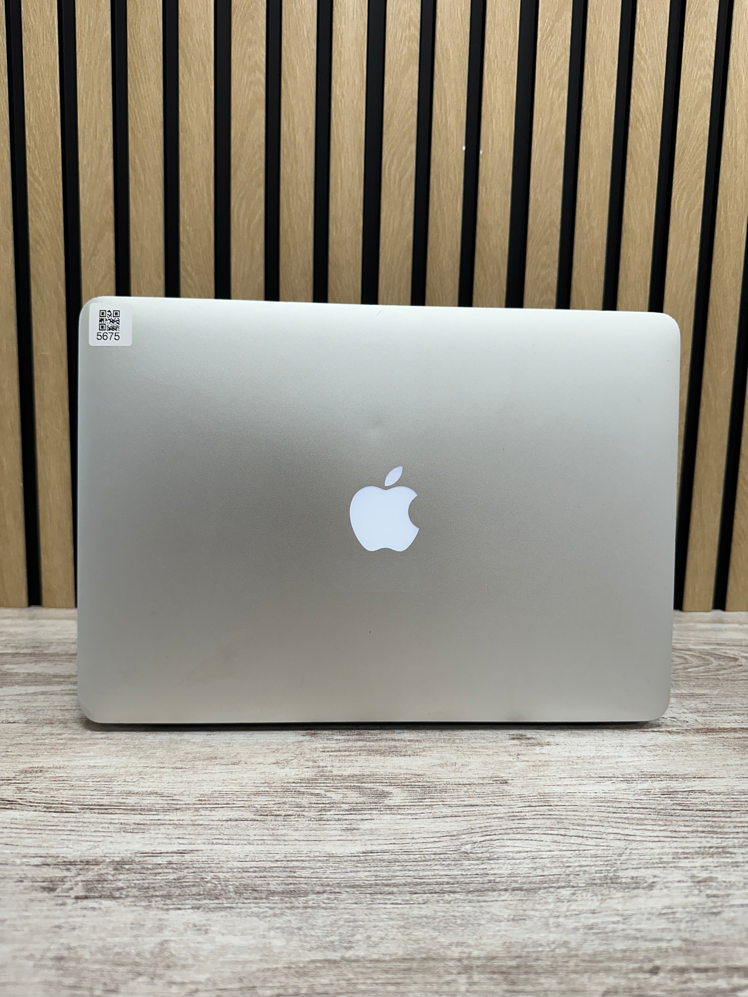 MacBook Air 13" 2017 i5 8gb 128gb SSD - Moyacell