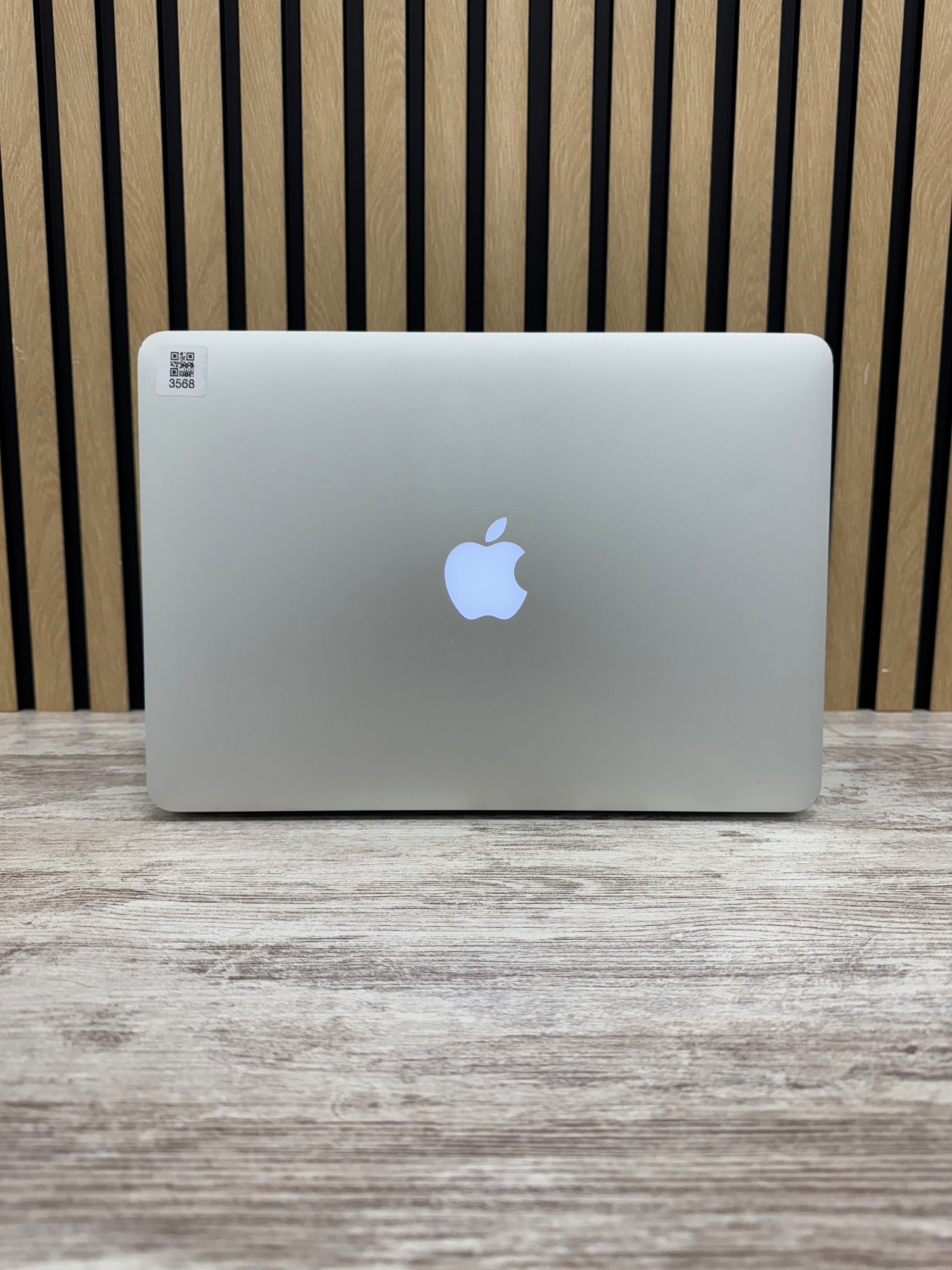 MacBook Pro 13" 2013 i5 8gb 256gb SSD