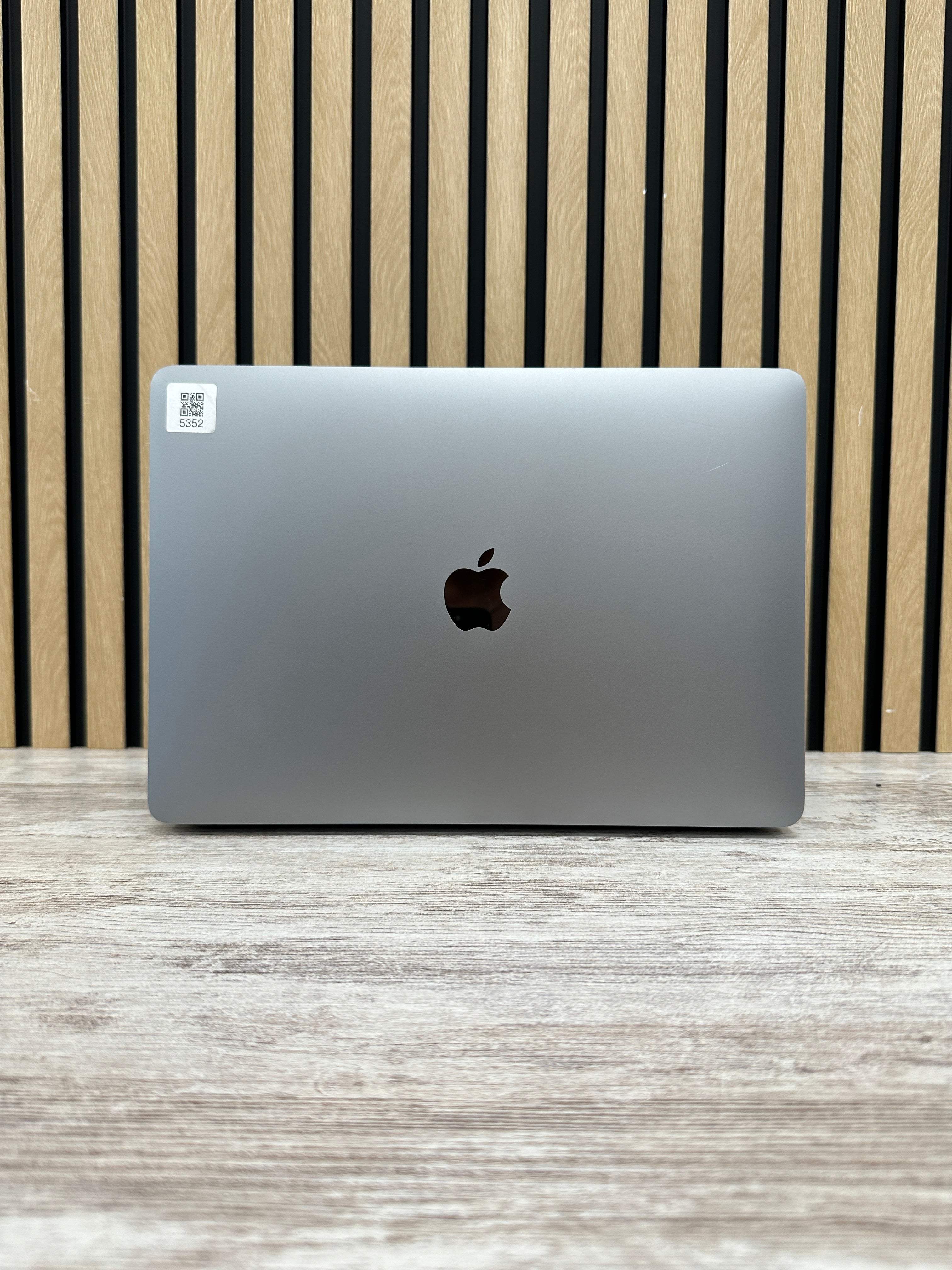 MacBook Air 13" 2020 M1 8gb 256gb SSD - Moyacell