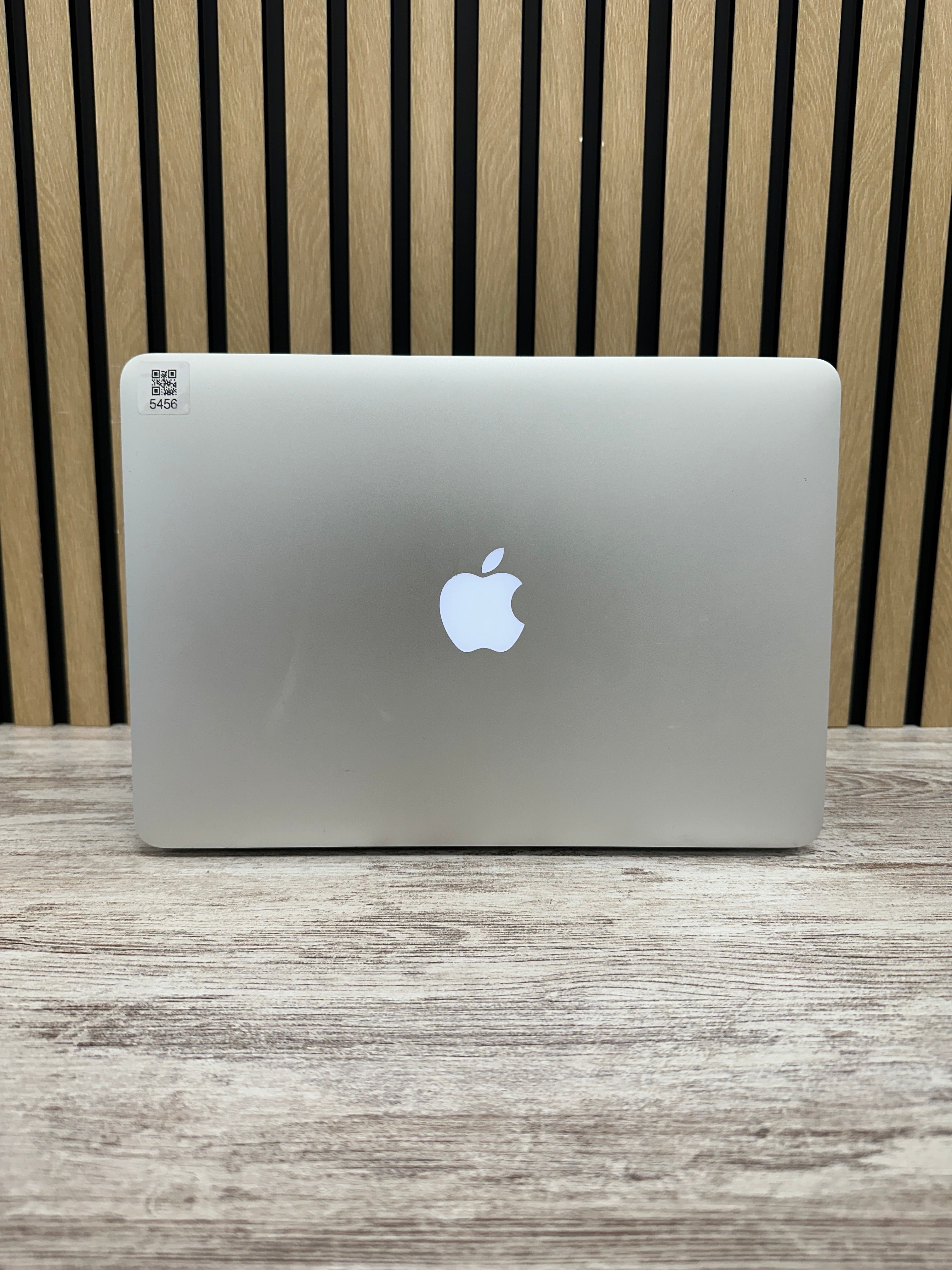 MacBook Pro 13" 2015 i7 16gb 500gb SSD