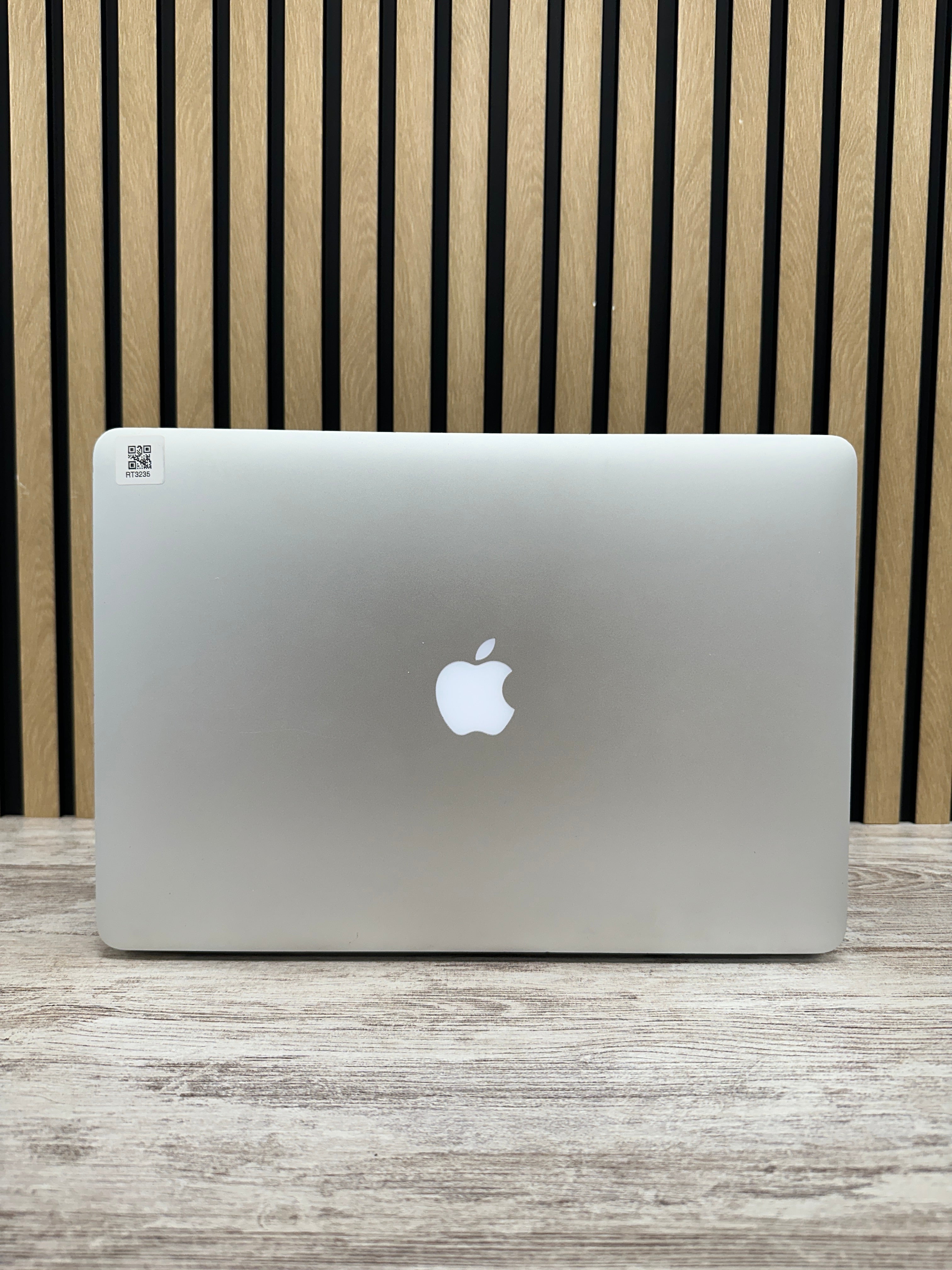 MacBook Pro 15" 2015 i7 16gb 256gb SSD