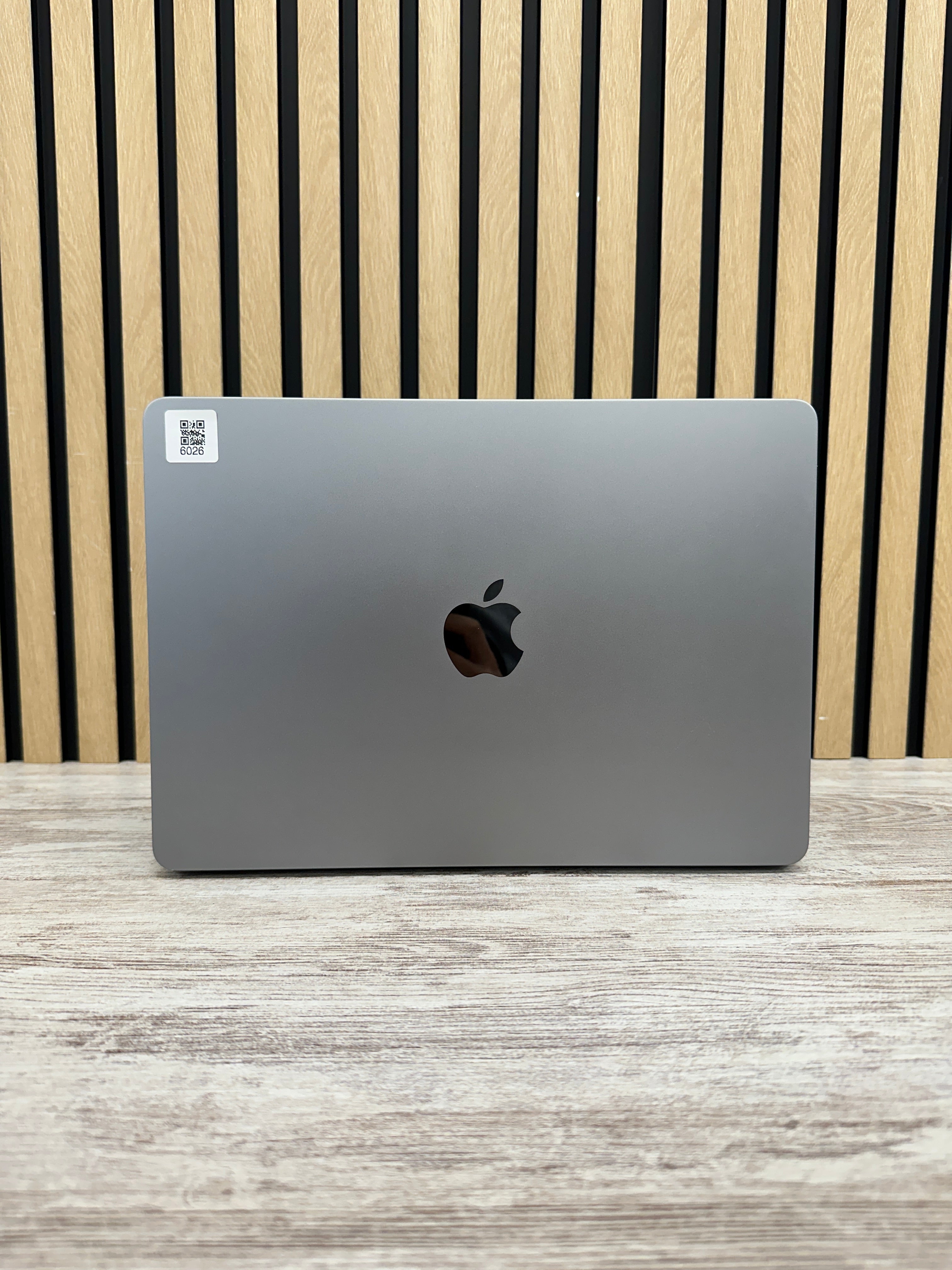 MacBook Air 13" 2022 M2 16gb 500gb SSD