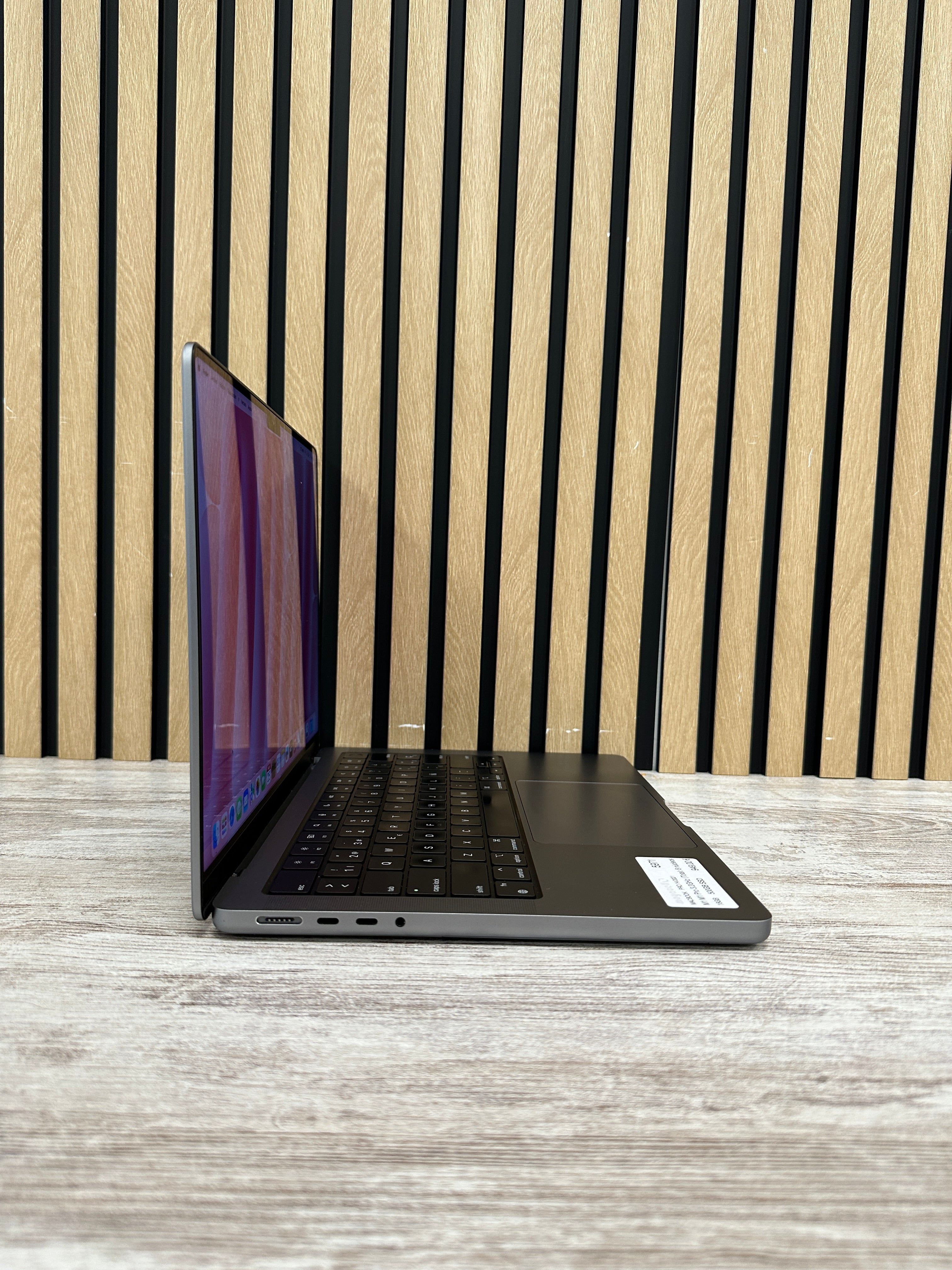 MacBook Pro 14" 2021 M1 PRO 16gb 500gb SSD