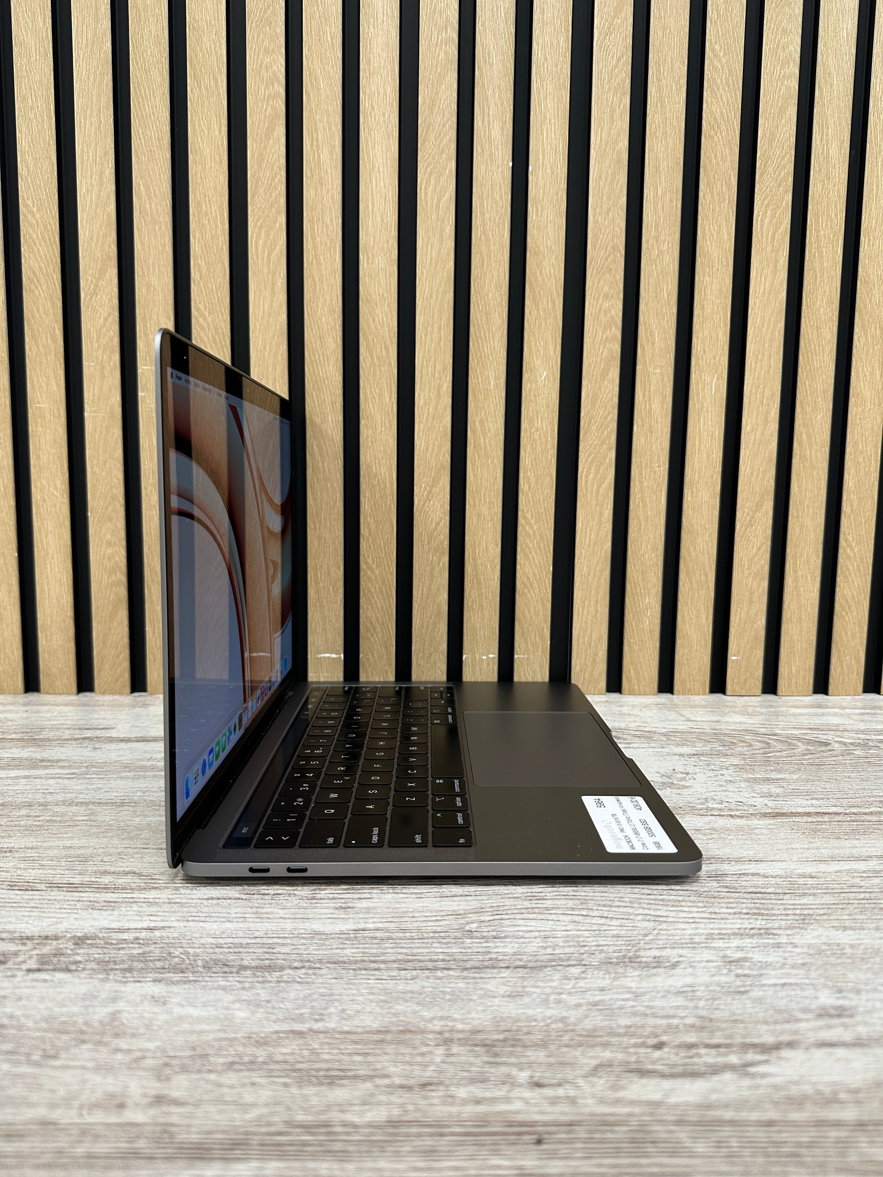 MacBook Pro 13" 2018 TB i7 16gb 500gb SSD