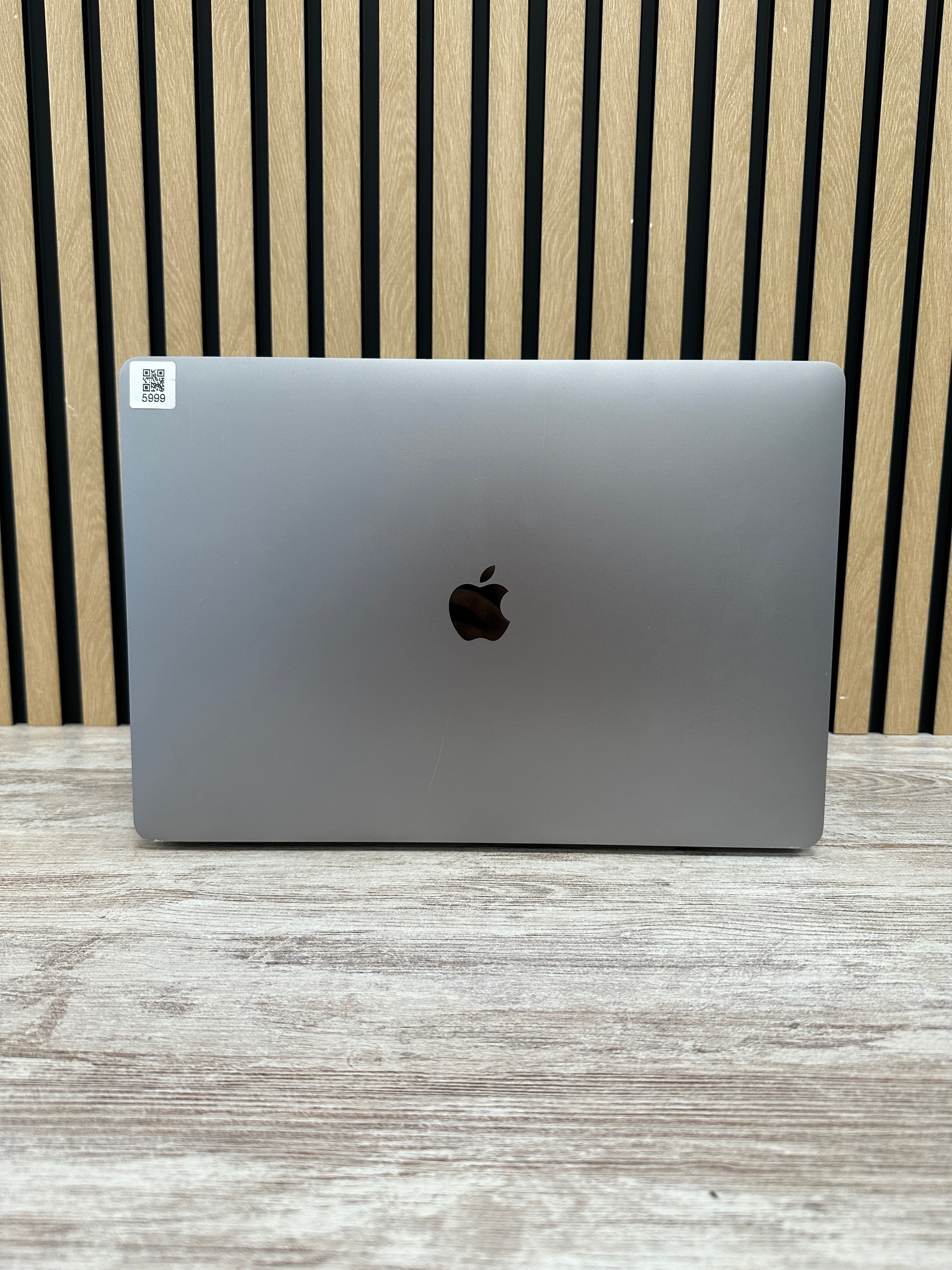 MacBook Pro 16" 2019 i9 32gb 1tb SSD