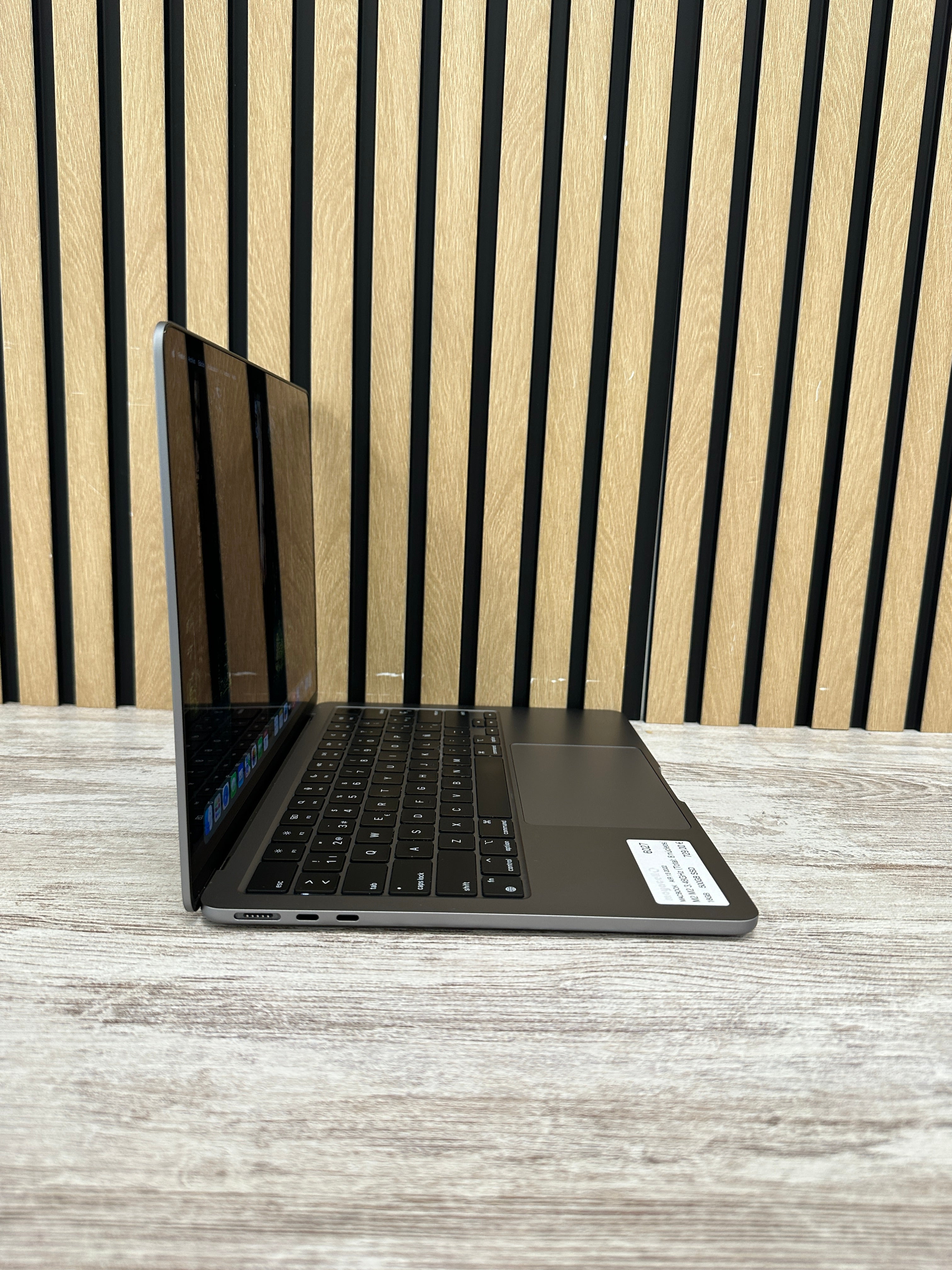 MacBook Air 13" 2022 M2 16gb 500gb SSD