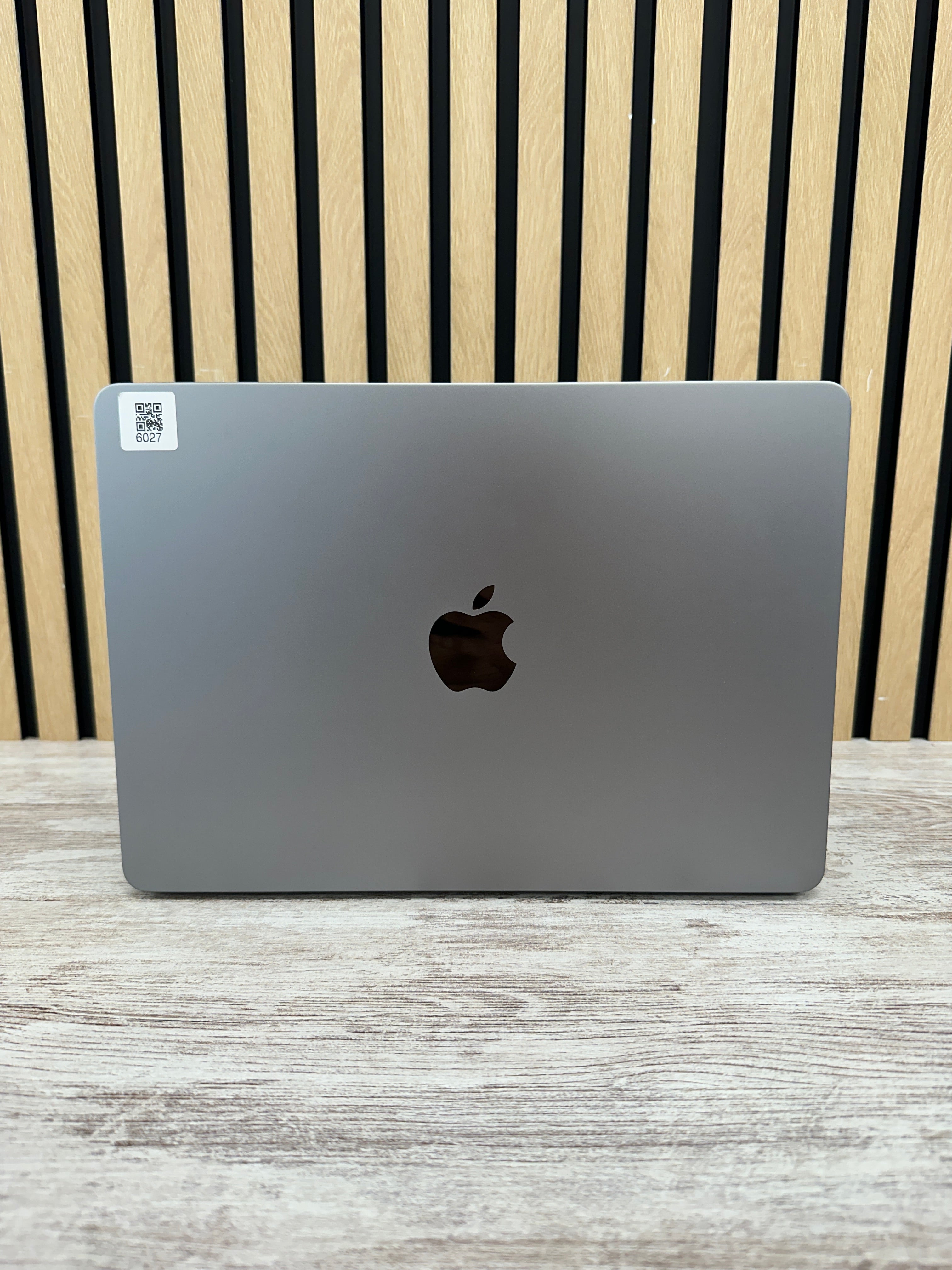 MacBook Air 13" 2022 M2 16gb 500gb SSD