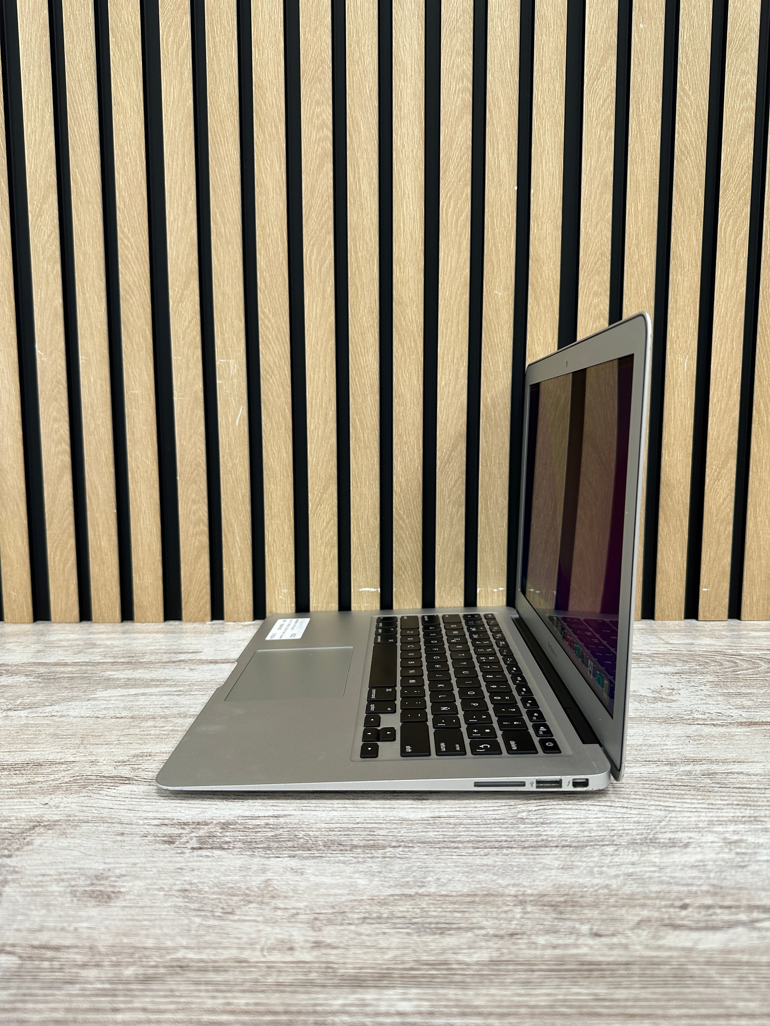 MacBook Air 13" 2015 i7 8gb 256gb SSD - Moyacell