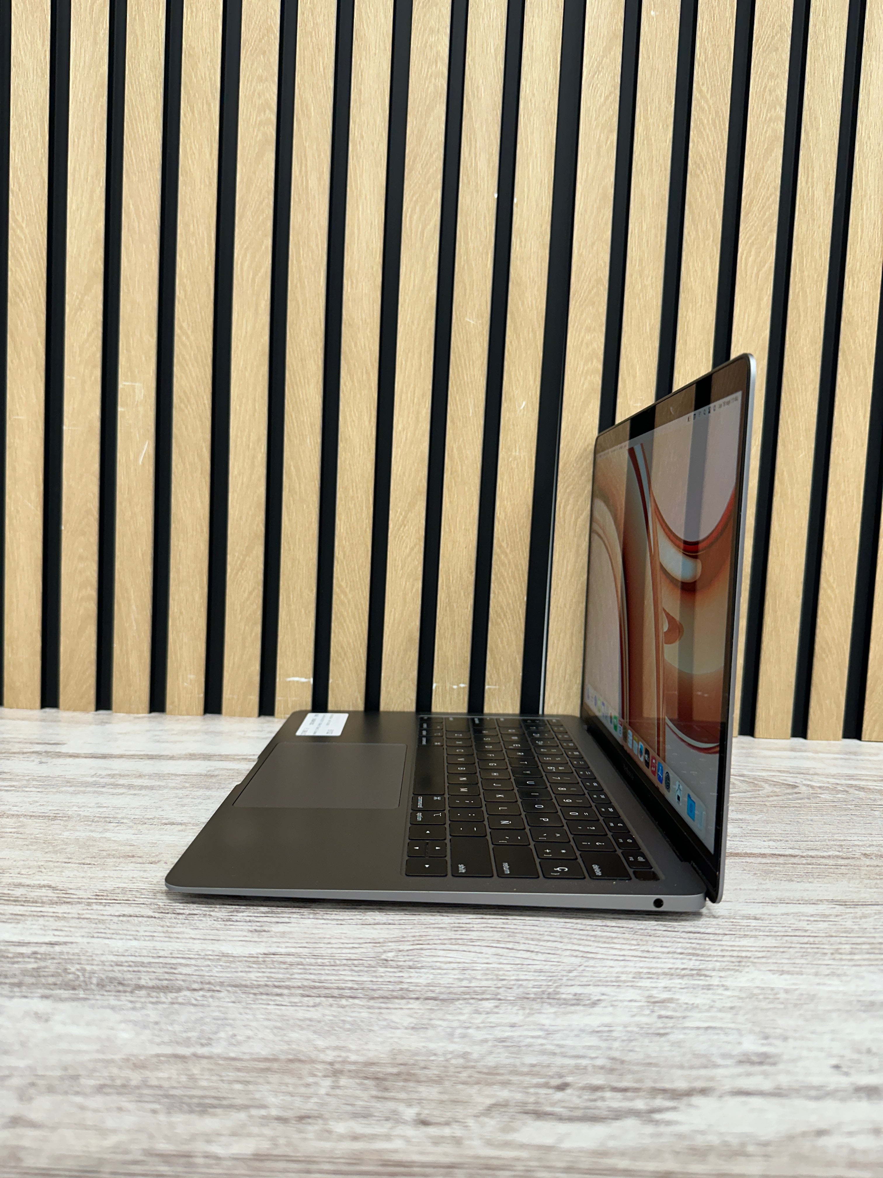 MacBook Air 13" 2019 i5 8gb 256gb SSD