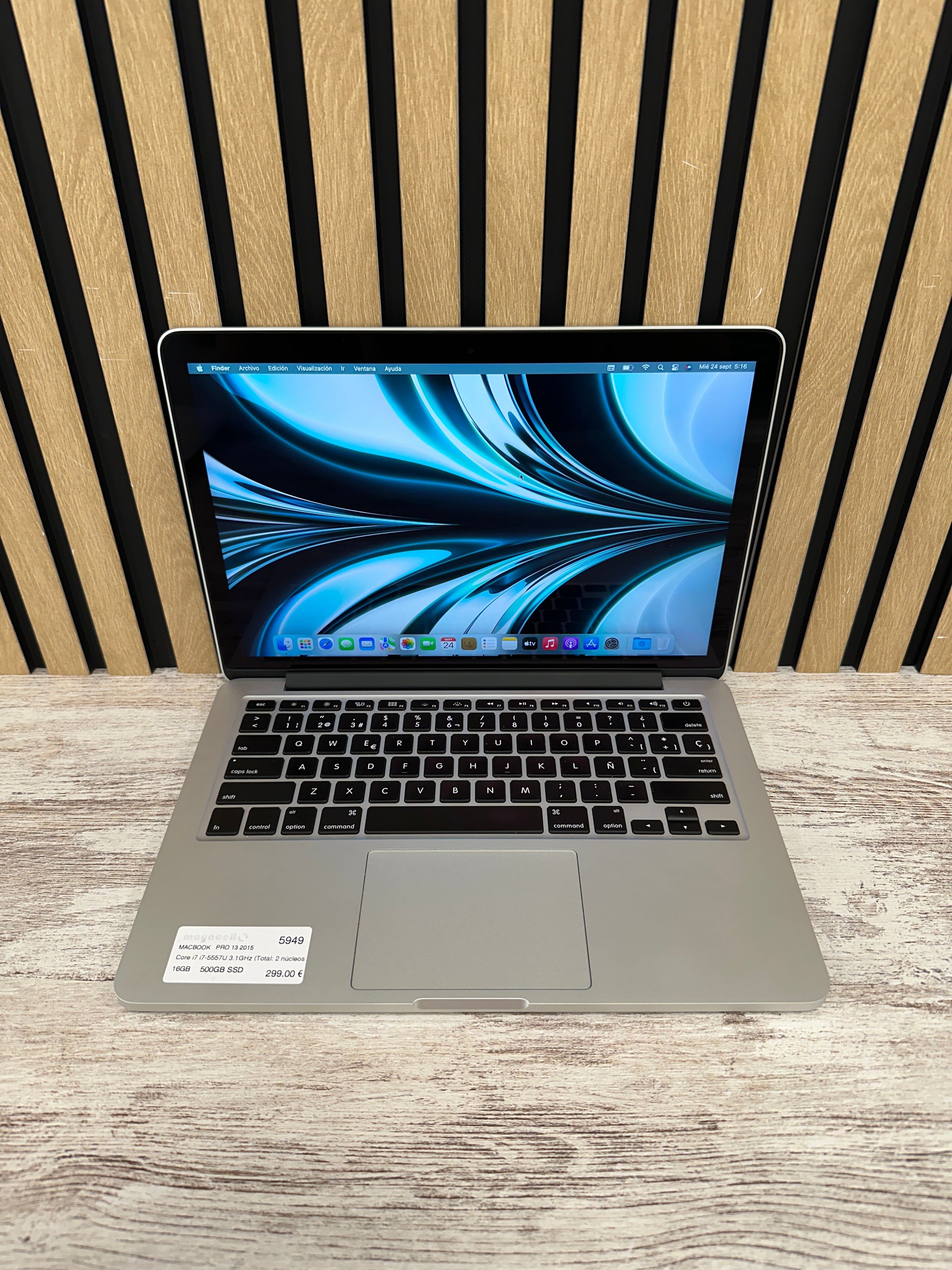 MacBook Pro 13" 2015 i7 16gb 500gb SSD