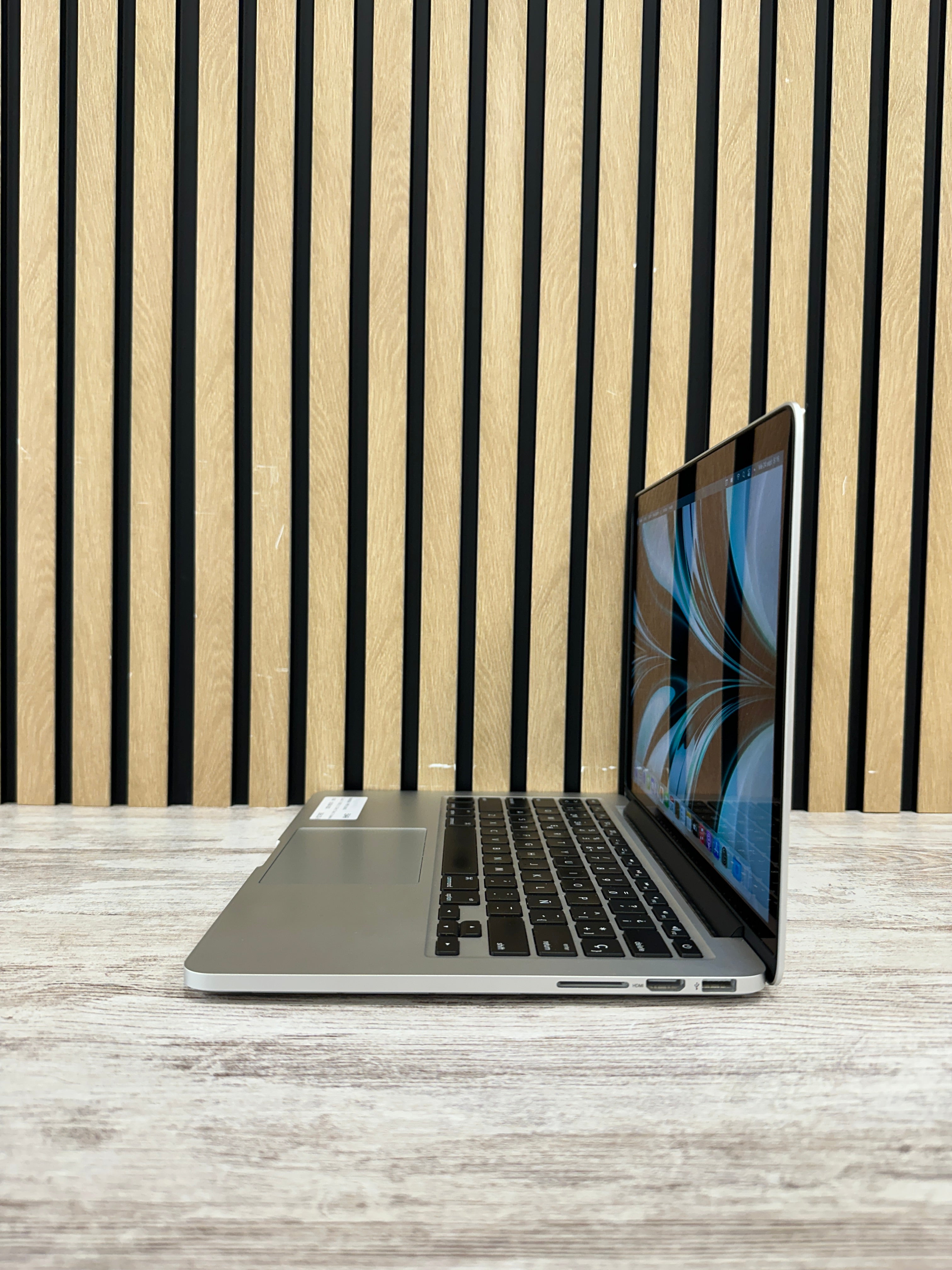 MacBook Pro 13" 2015 i7 16gb 500gb SSD