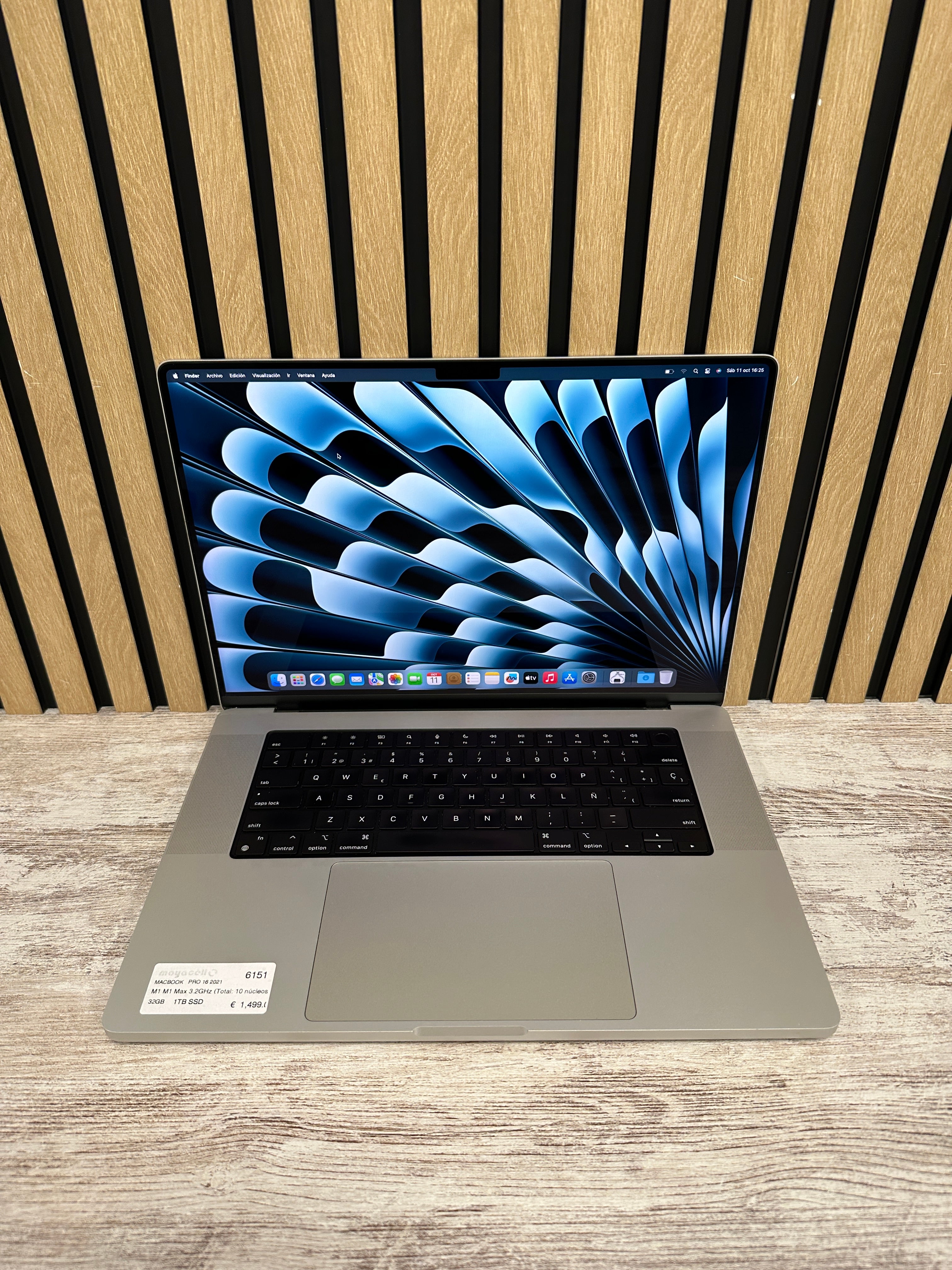 MacBook Pro 16" 2021 M1 MAX 32gb 1tb SSD - Moyacell