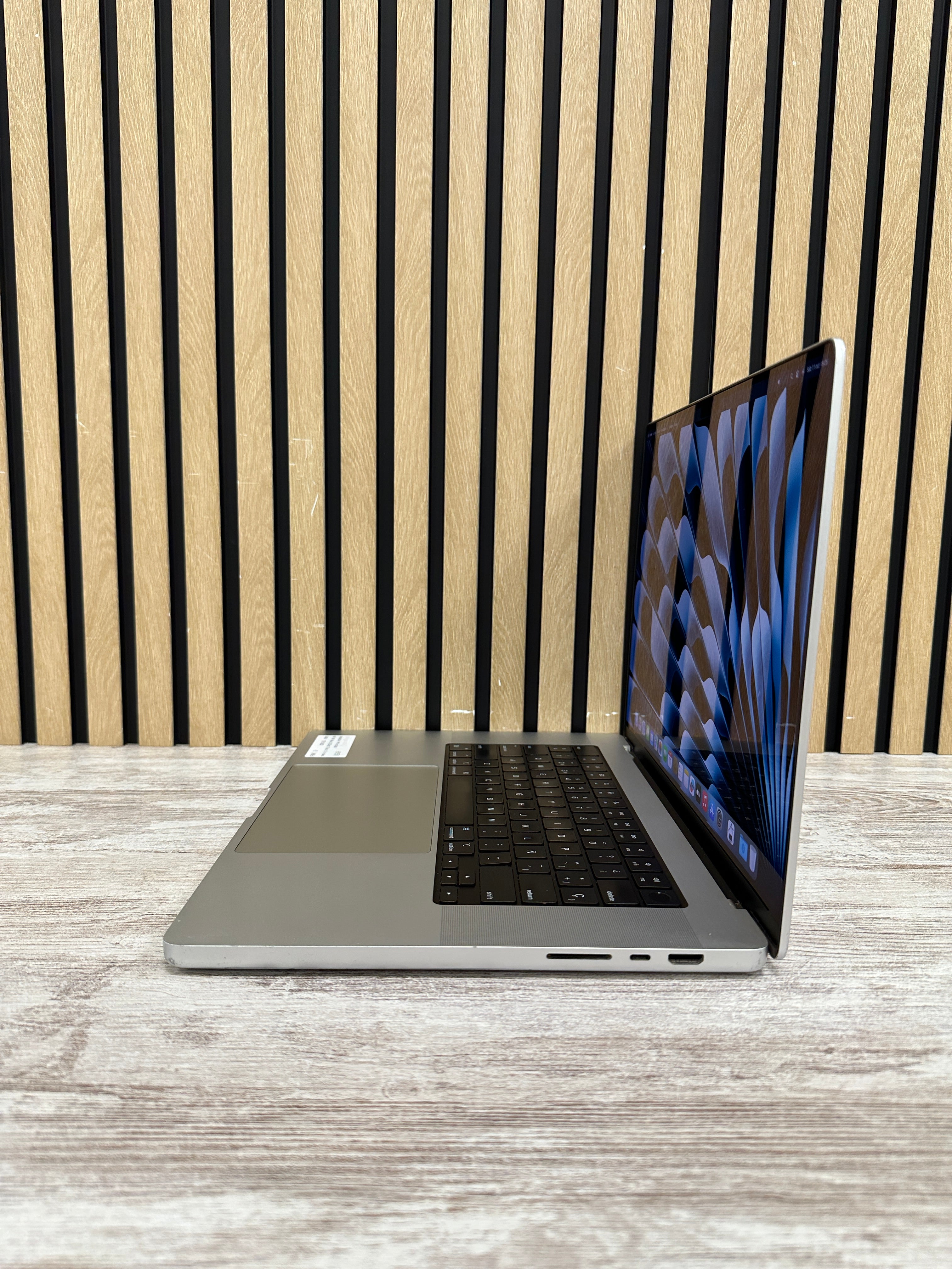 MacBook Pro 16" 2021 M1 MAX 32gb 1tb SSD - Moyacell