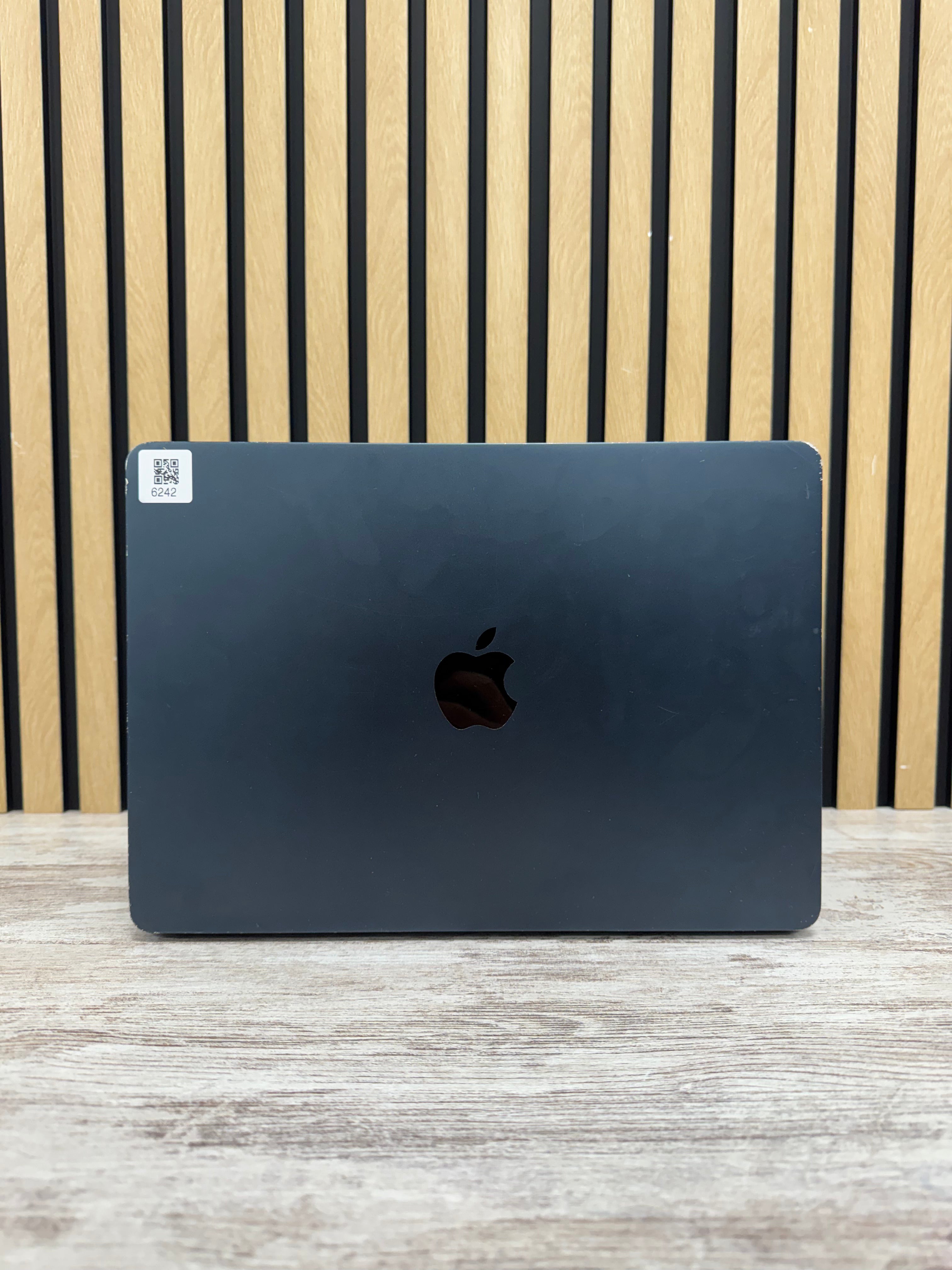 MacBook Air 13" 2022 M2 8gb 256gb SSD