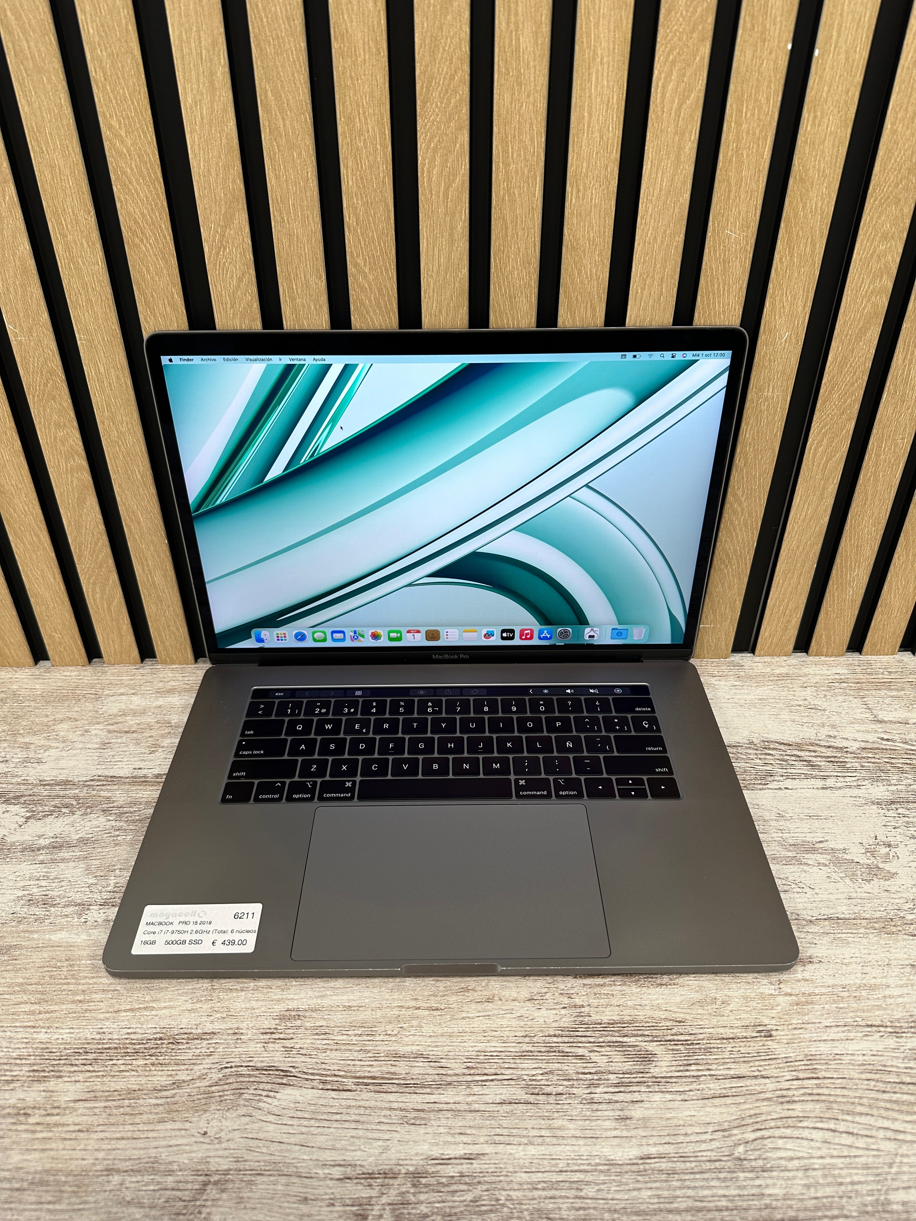 MacBook Pro 15" 2019 i7 16gb 500gb SSD