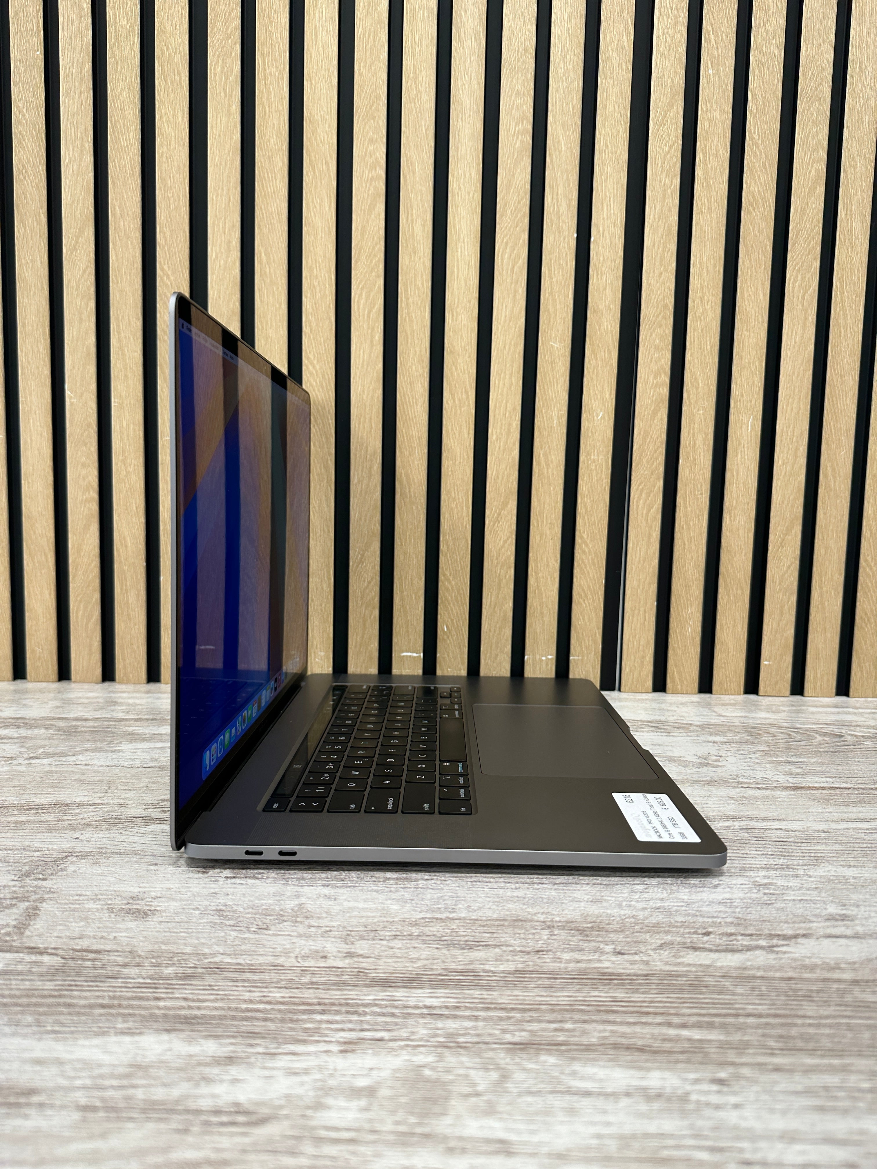 MacBook Pro 16" 2019 i9 32gb 1tb SSD