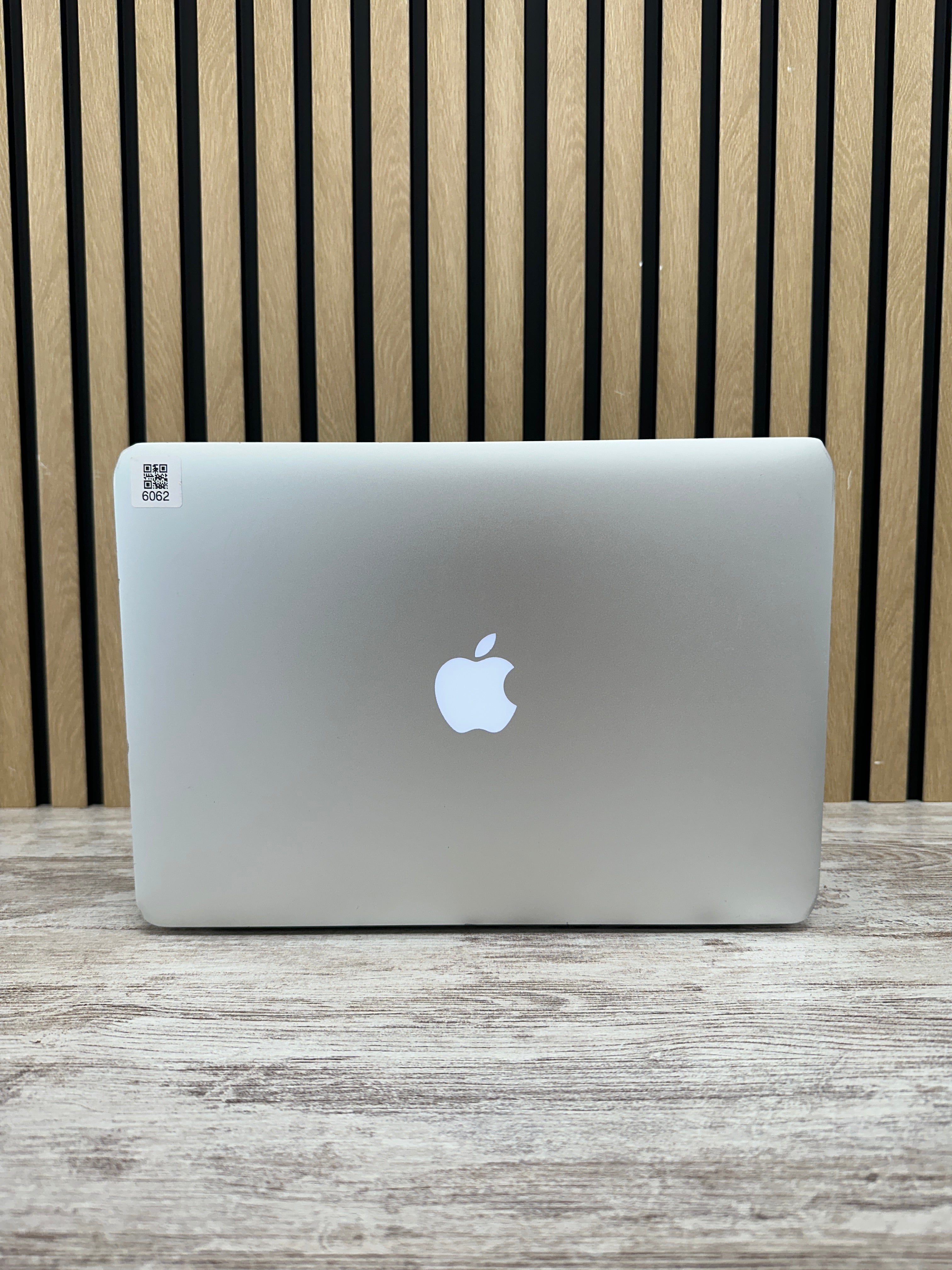 MacBook Air 13" 2017 i5 8gb 128gb SSD