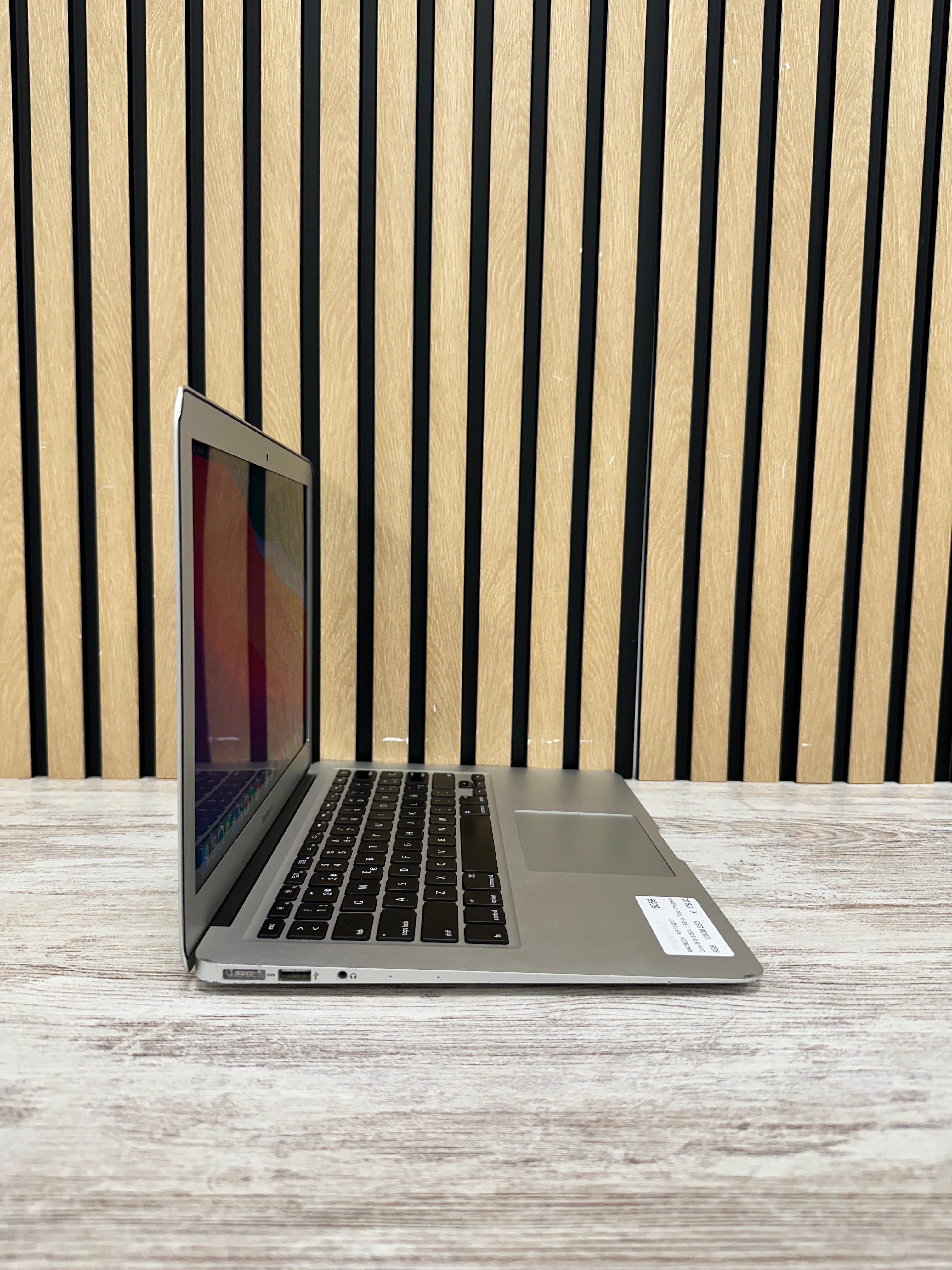 MacBook Air 13" 2017 i5 8gb 128gb SSD - Moyacell