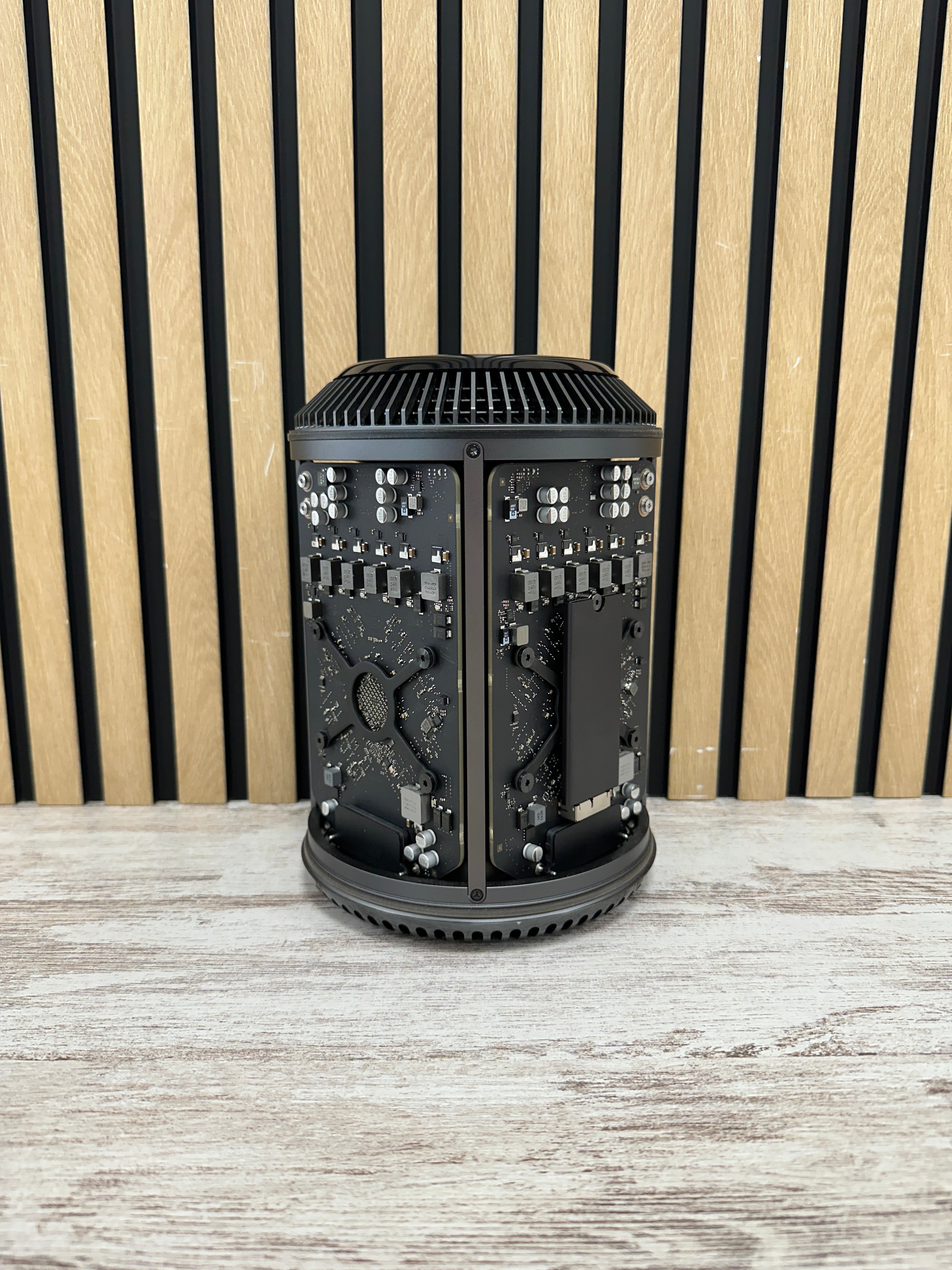 Mac Pro 2013 D500 XEON E5 64gb 1tb SSD - Moyacell