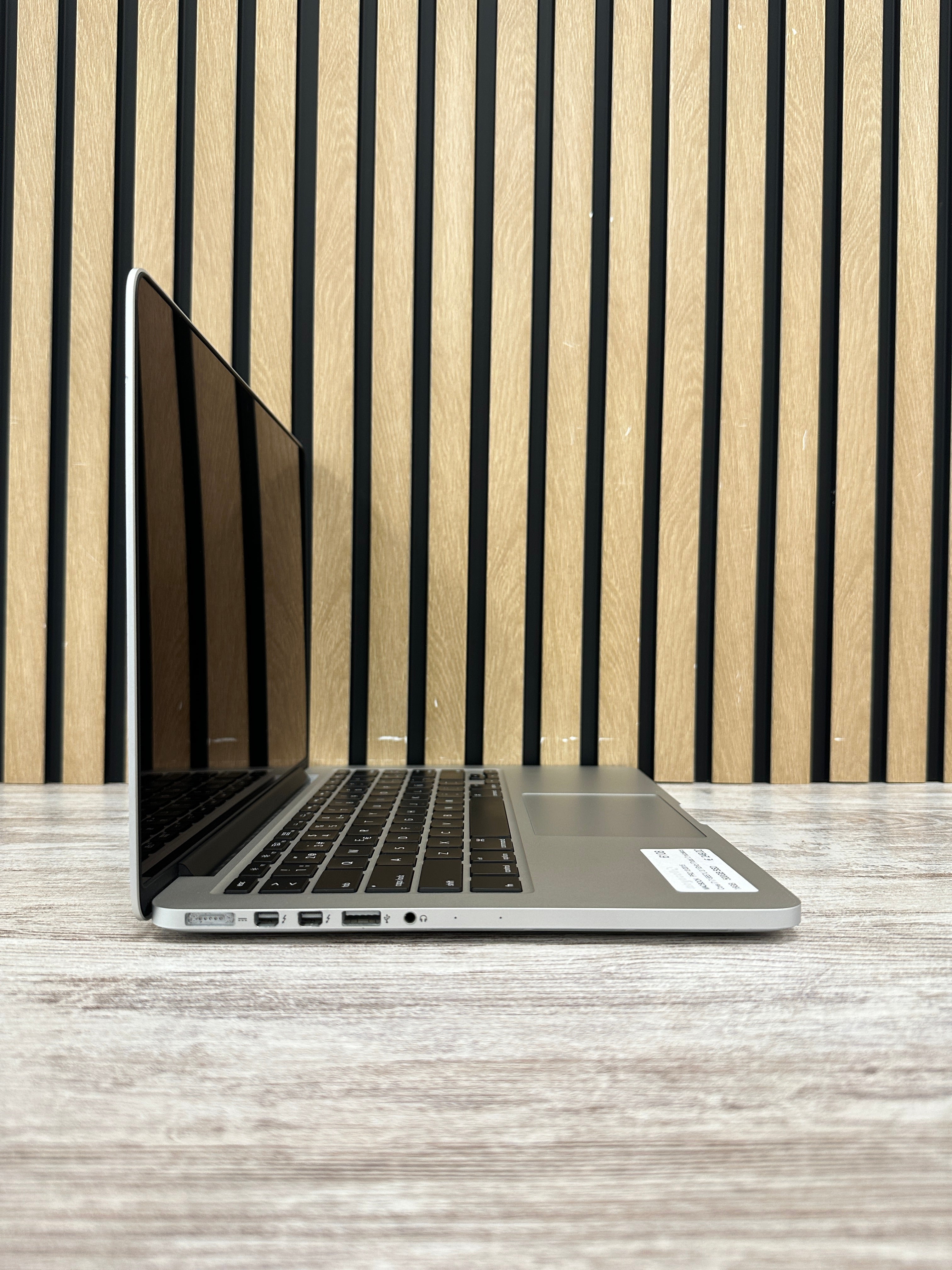 MacBook Pro 13" 2015 i7 16gb 500gb SSD