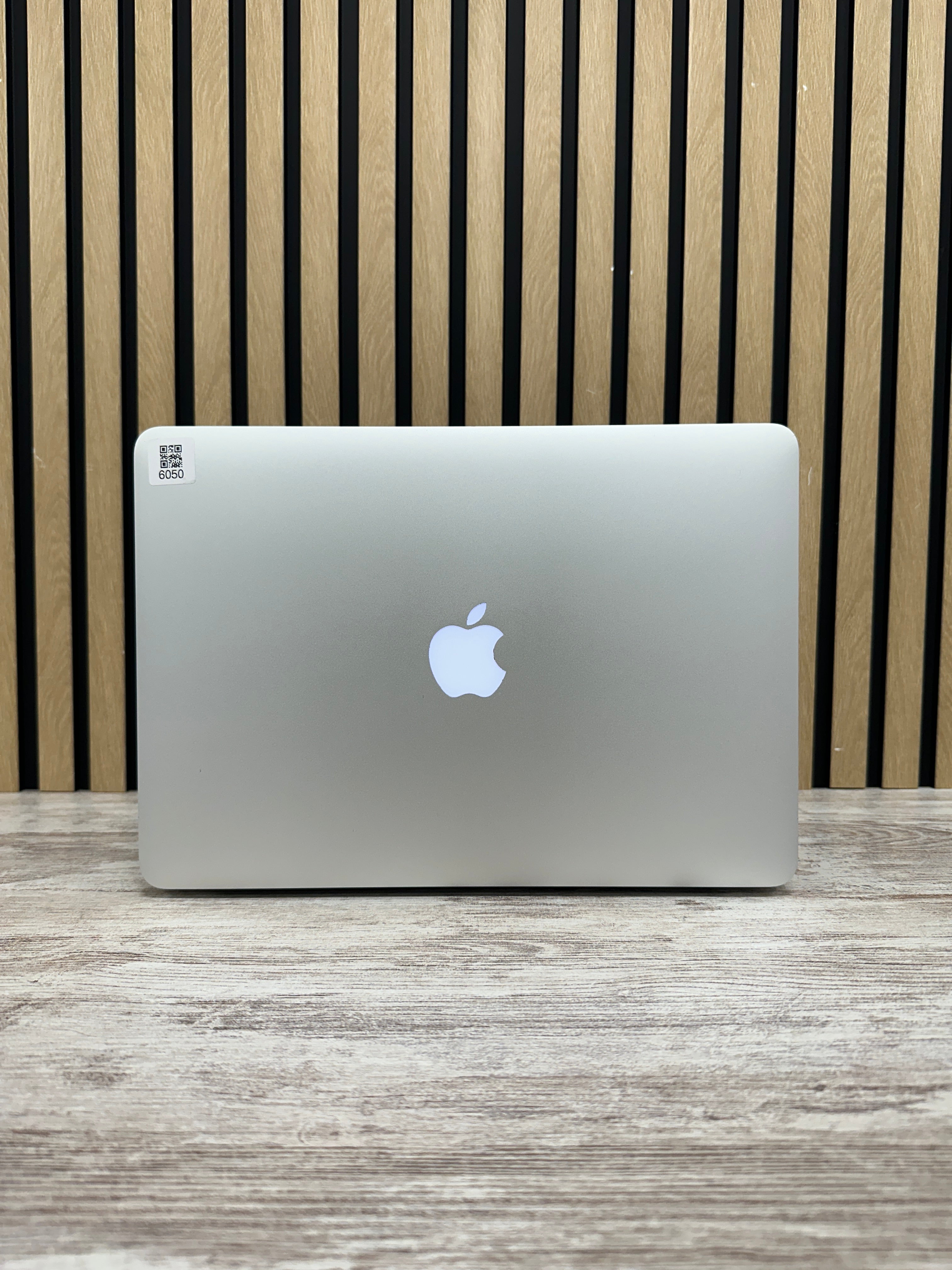 MacBook Air 13" 2017 i5 8gb 128gb SSD