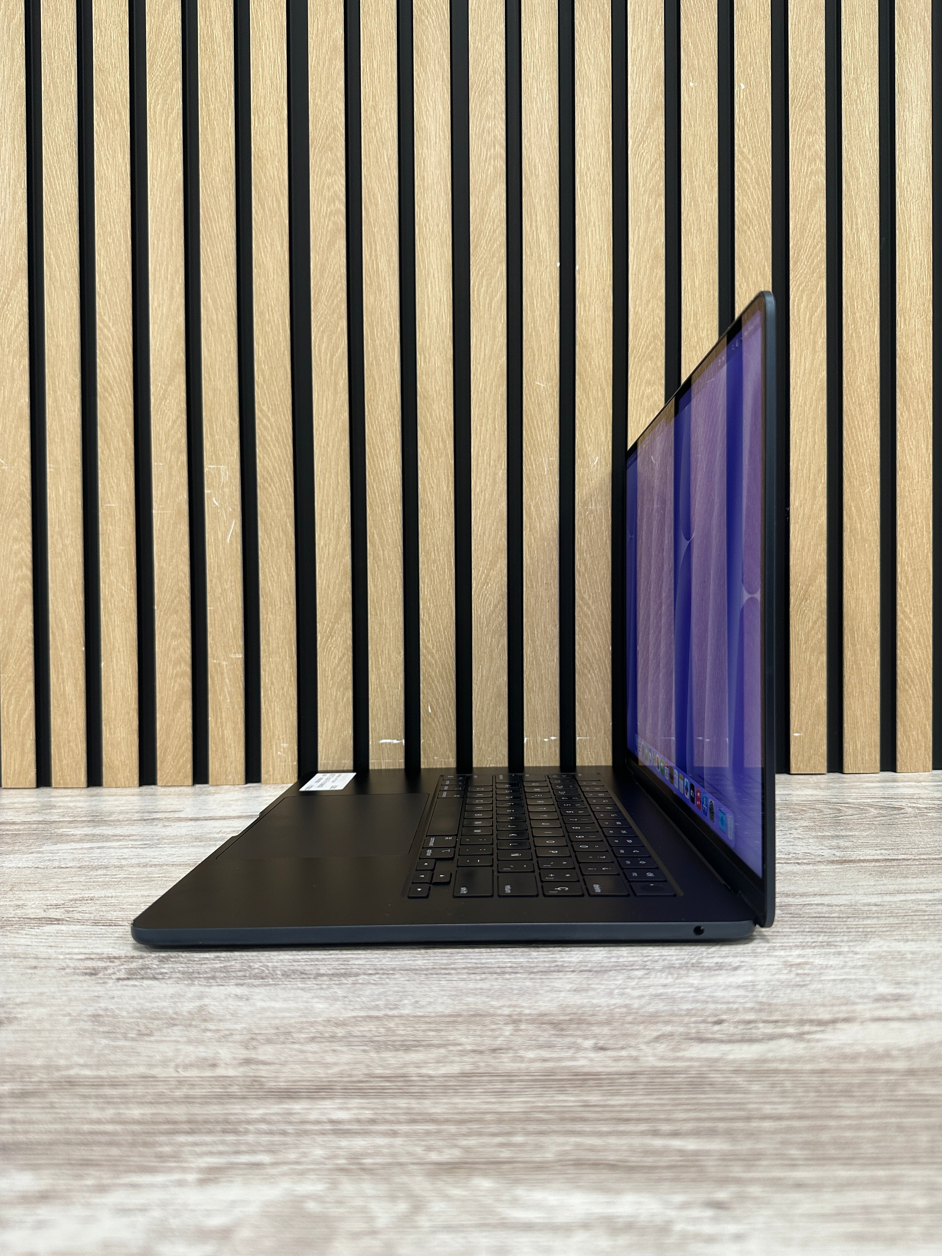 MacBook Air 15" 2024 M3 8gb 256gb SSD