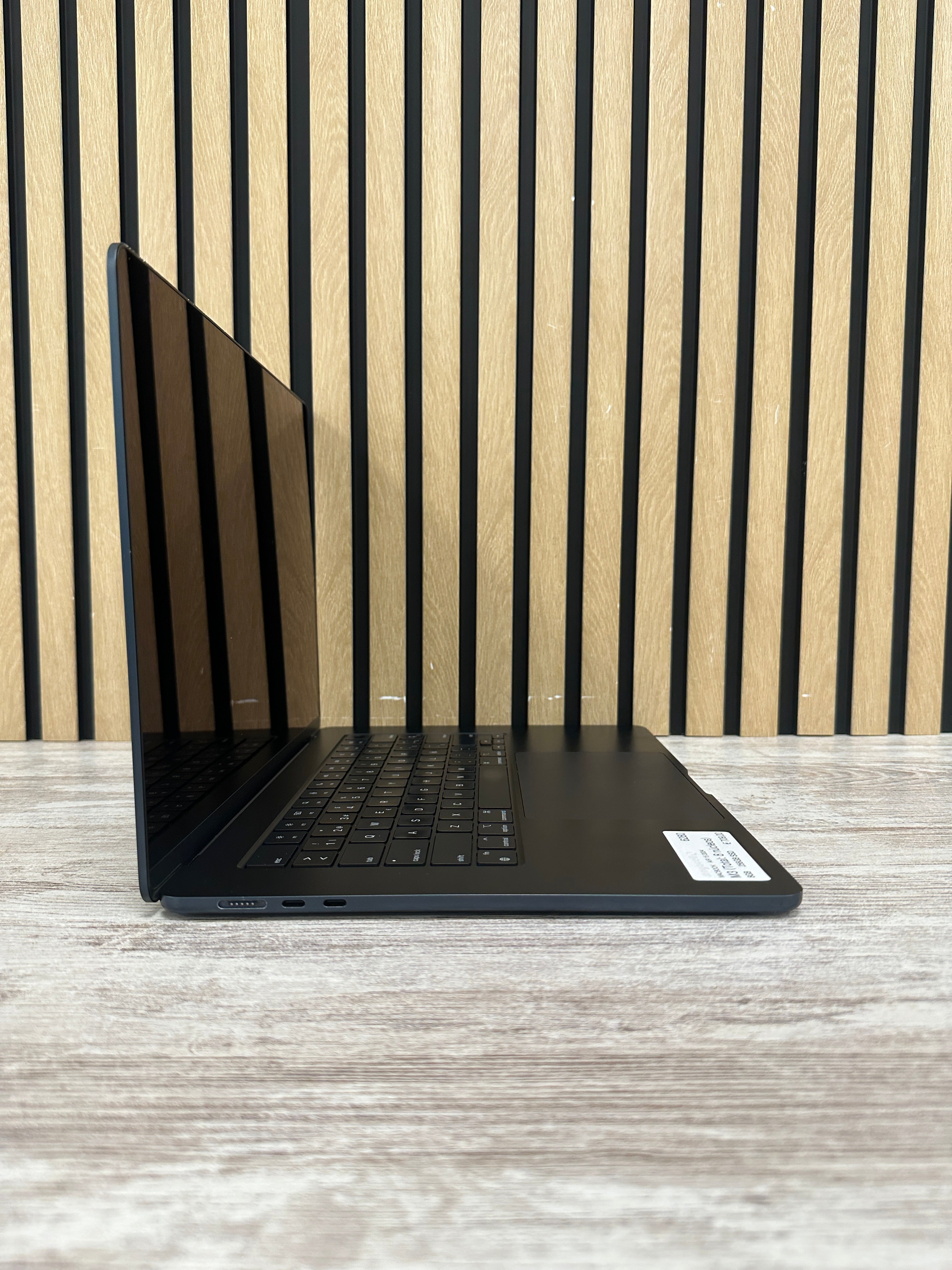 MacBook Air 15" 2024 M3 8gb 256gb SSD