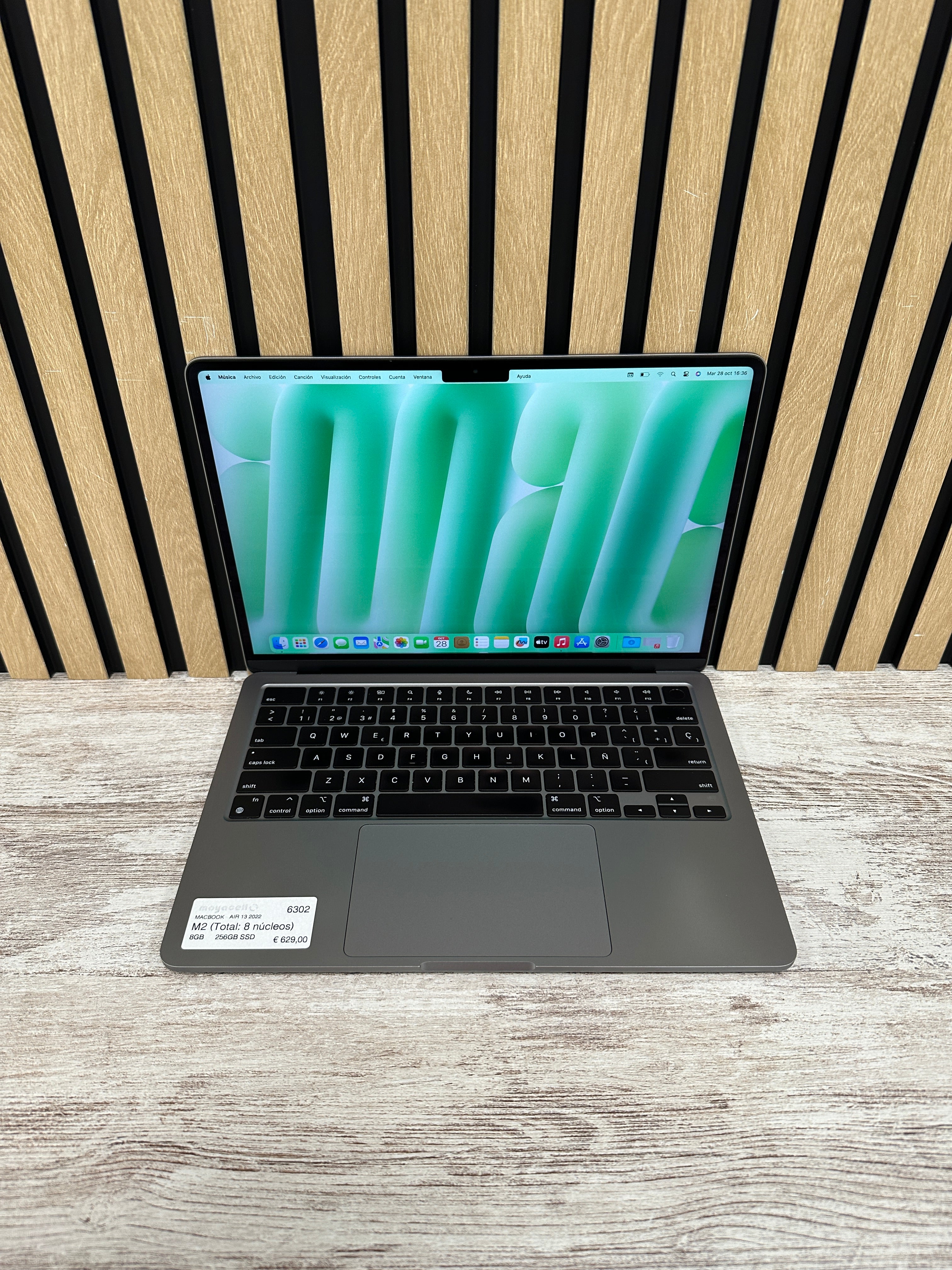 MacBook Air 13" 2022 M2 8gb 256gb SSD