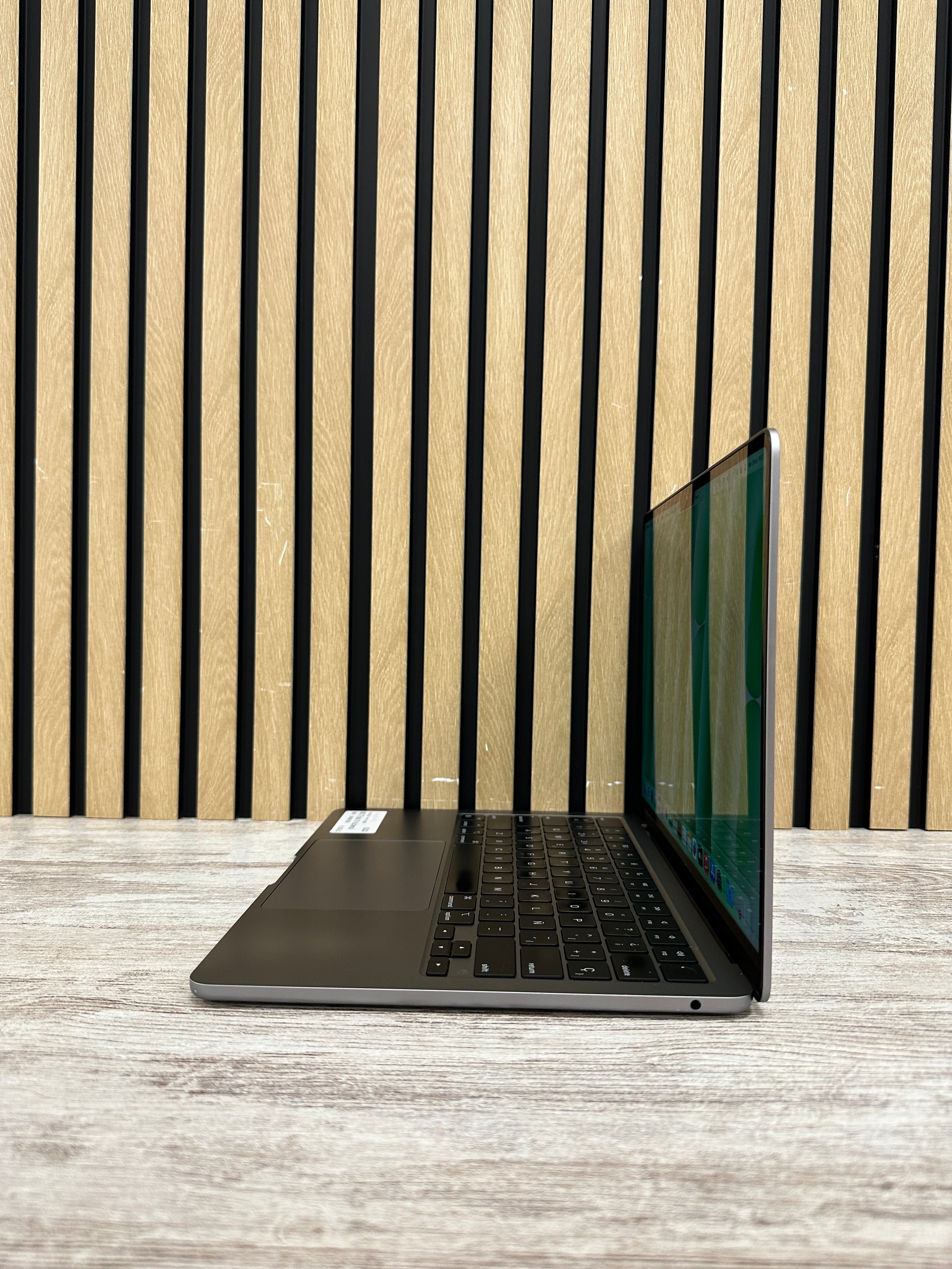 MacBook Air 13" 2022 M2 8gb 256gb SSD