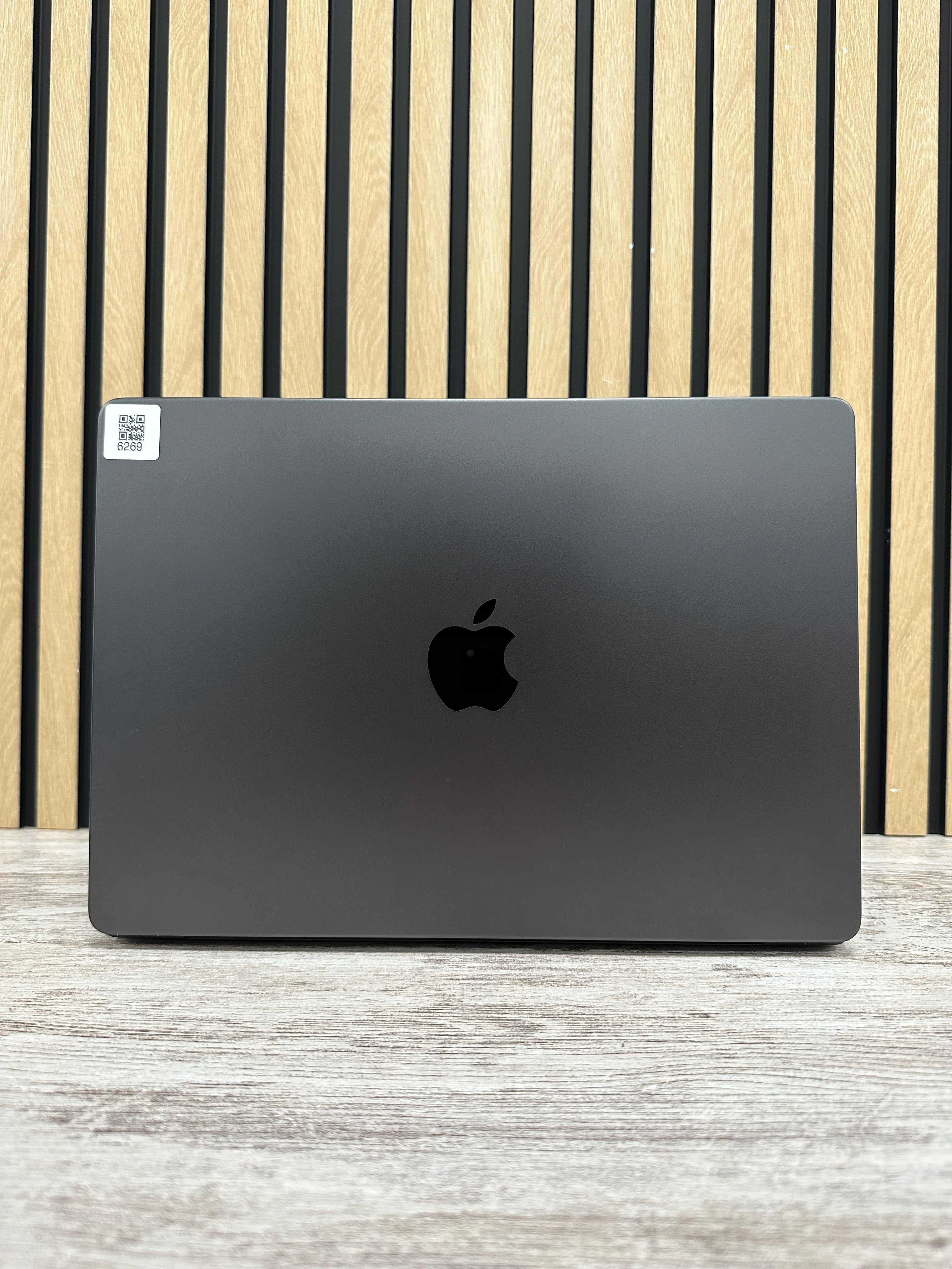 MacBook Pro 14" 2023 M3 PRO 18gb 512gb SSD