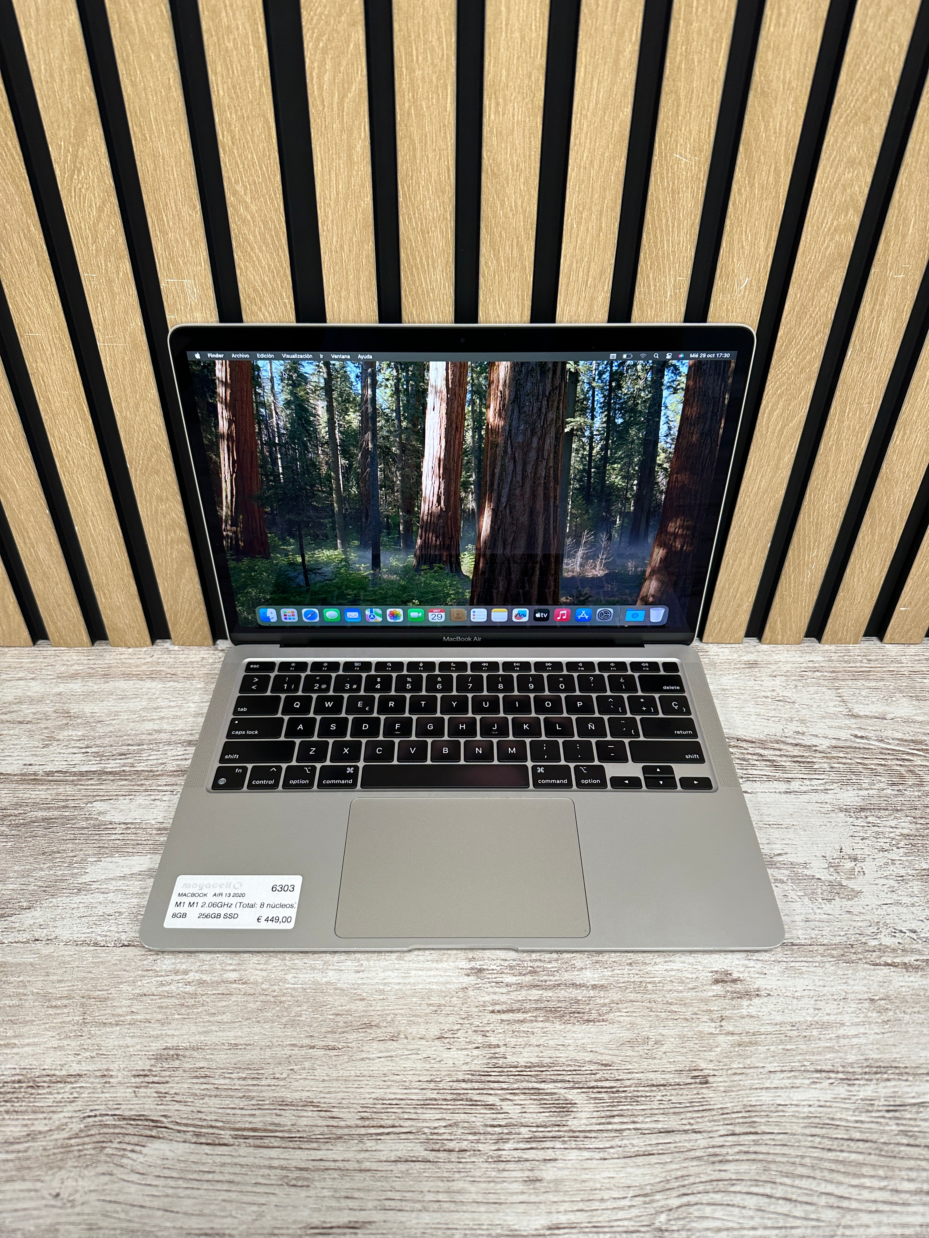 MacBook Air 13" 2020 M1 8gb 256gb SSD