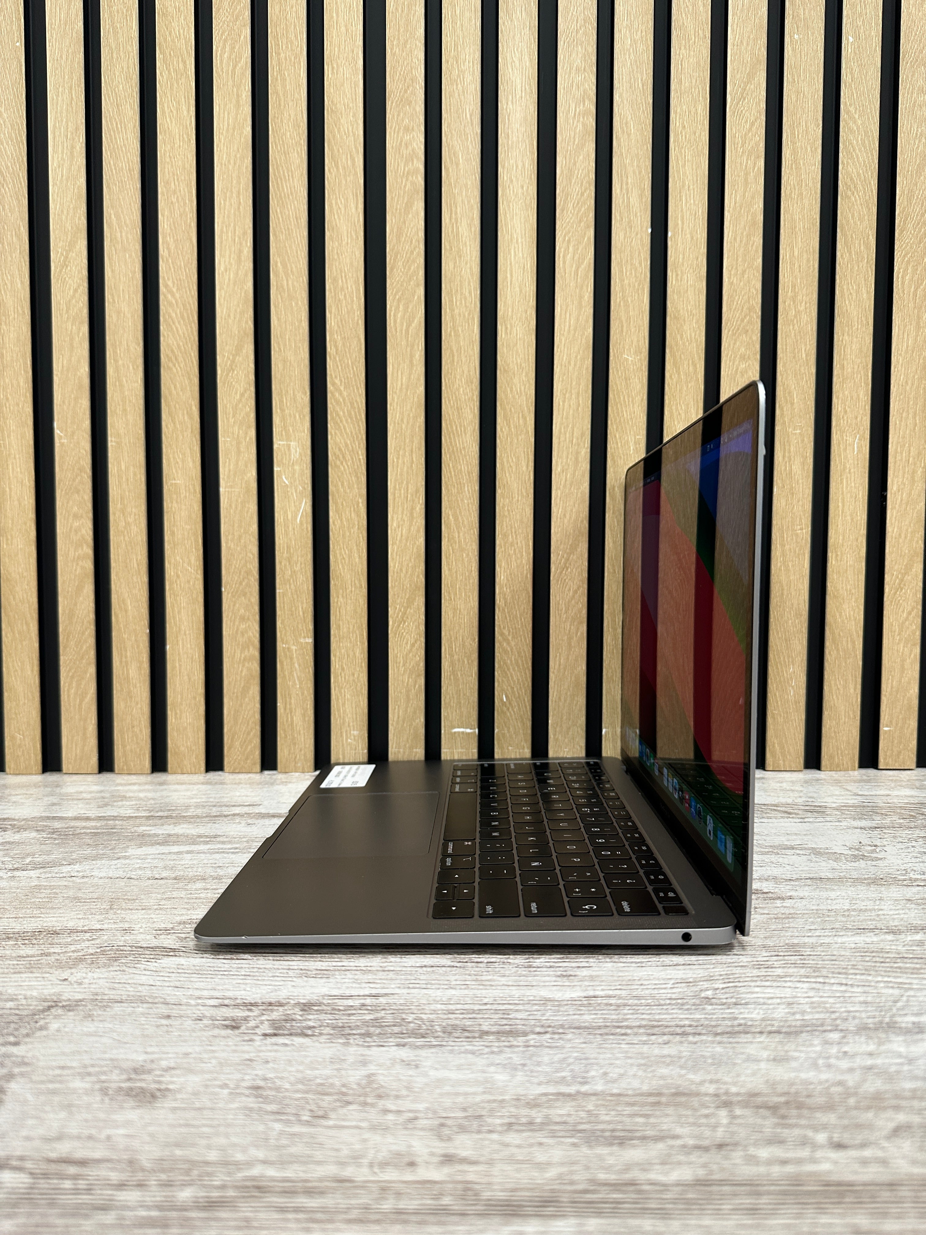 MacBook Air 13" 2019 i5 8gb 128gb SSD