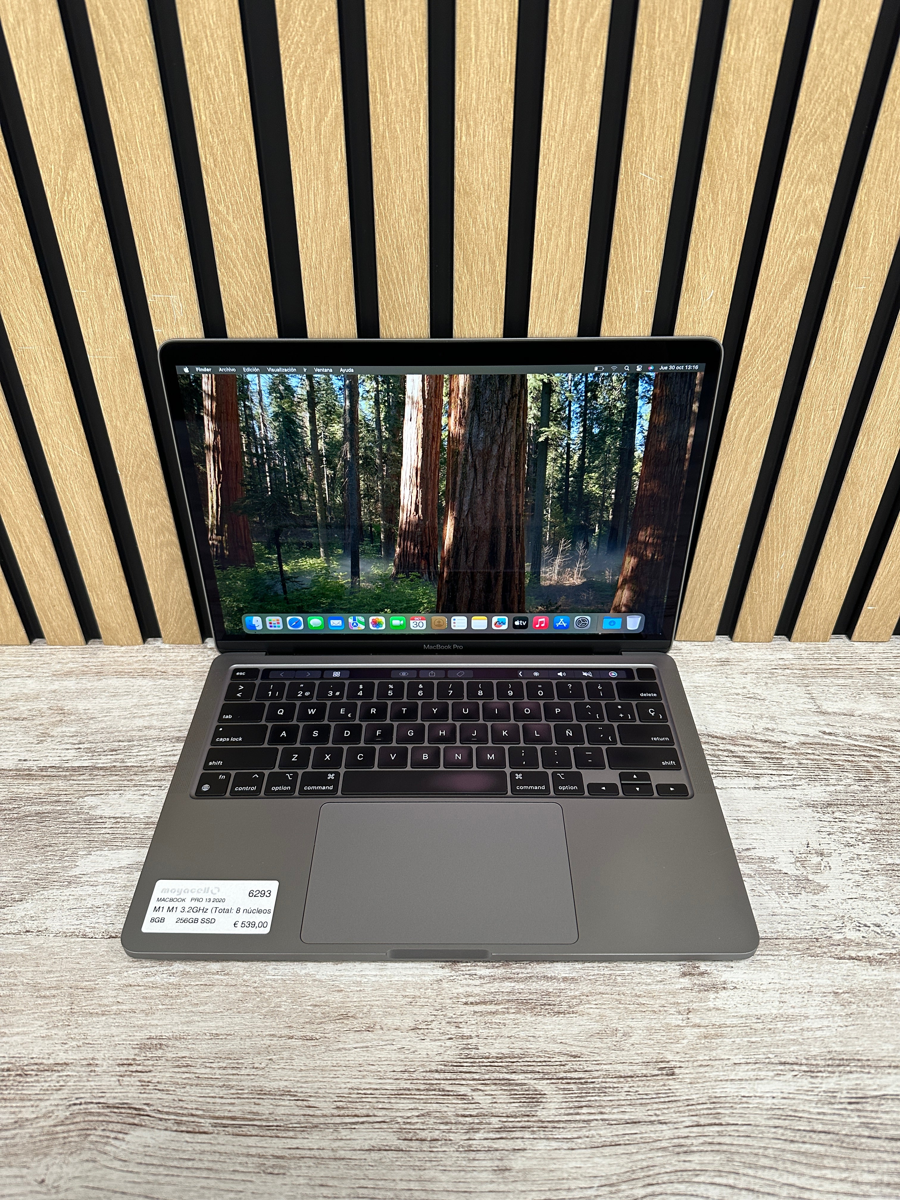 MacBook Pro 13" 2020 M1 8gb 256gb SSD