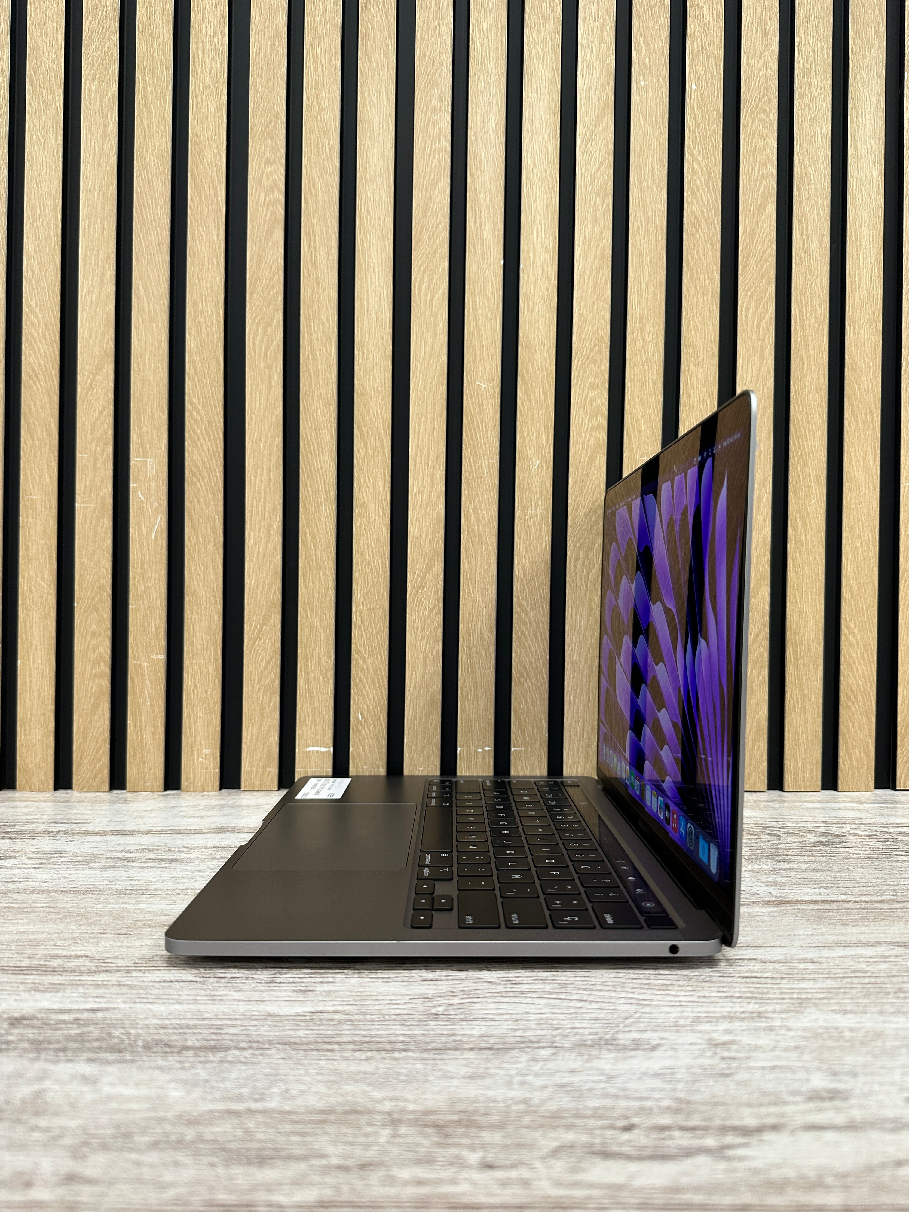 MacBook Pro 13" 2022 M2 8gb 256gb SSD