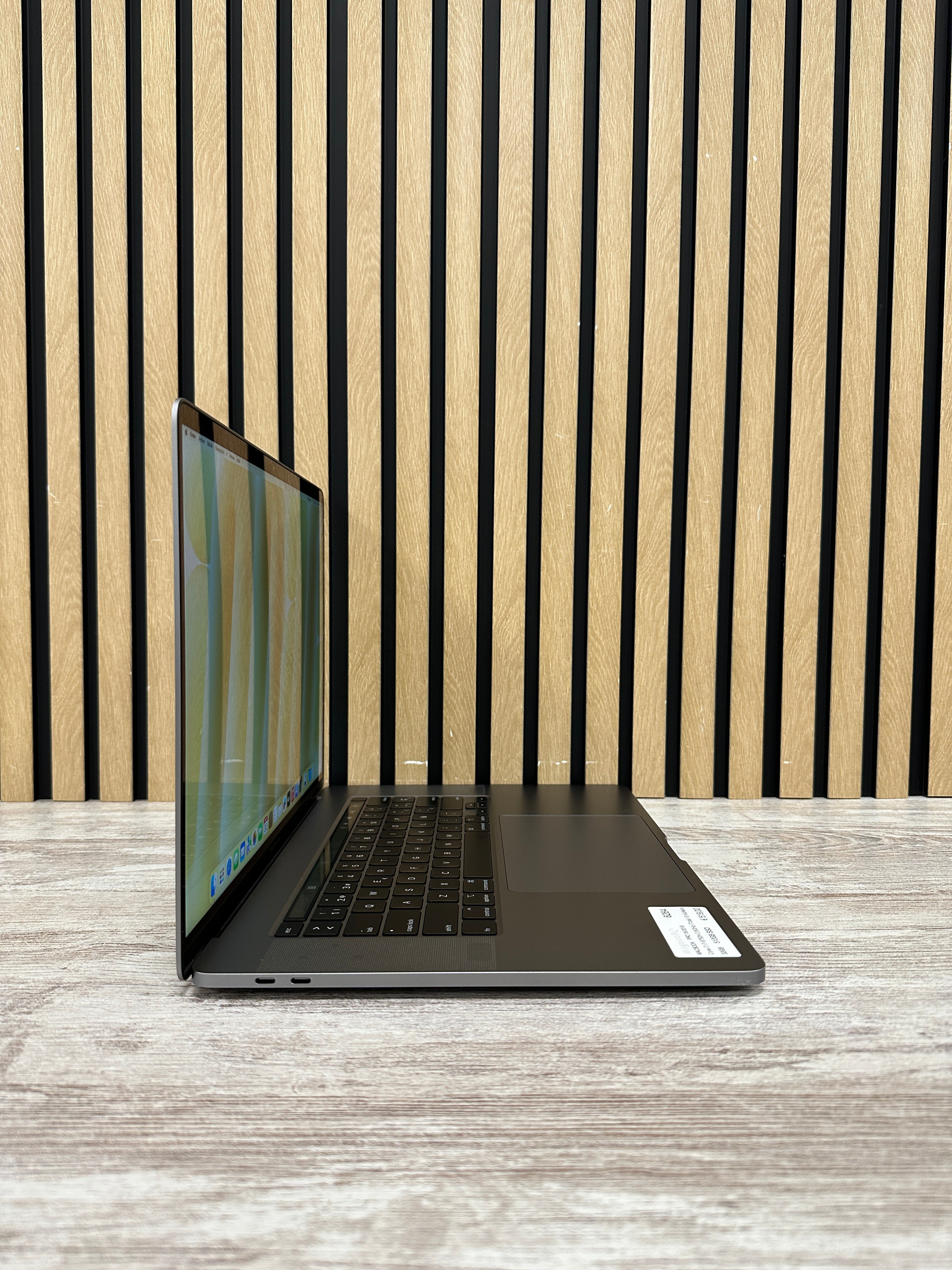 MacBook Pro 16" 2019 i7 32gb 512gb SSD
