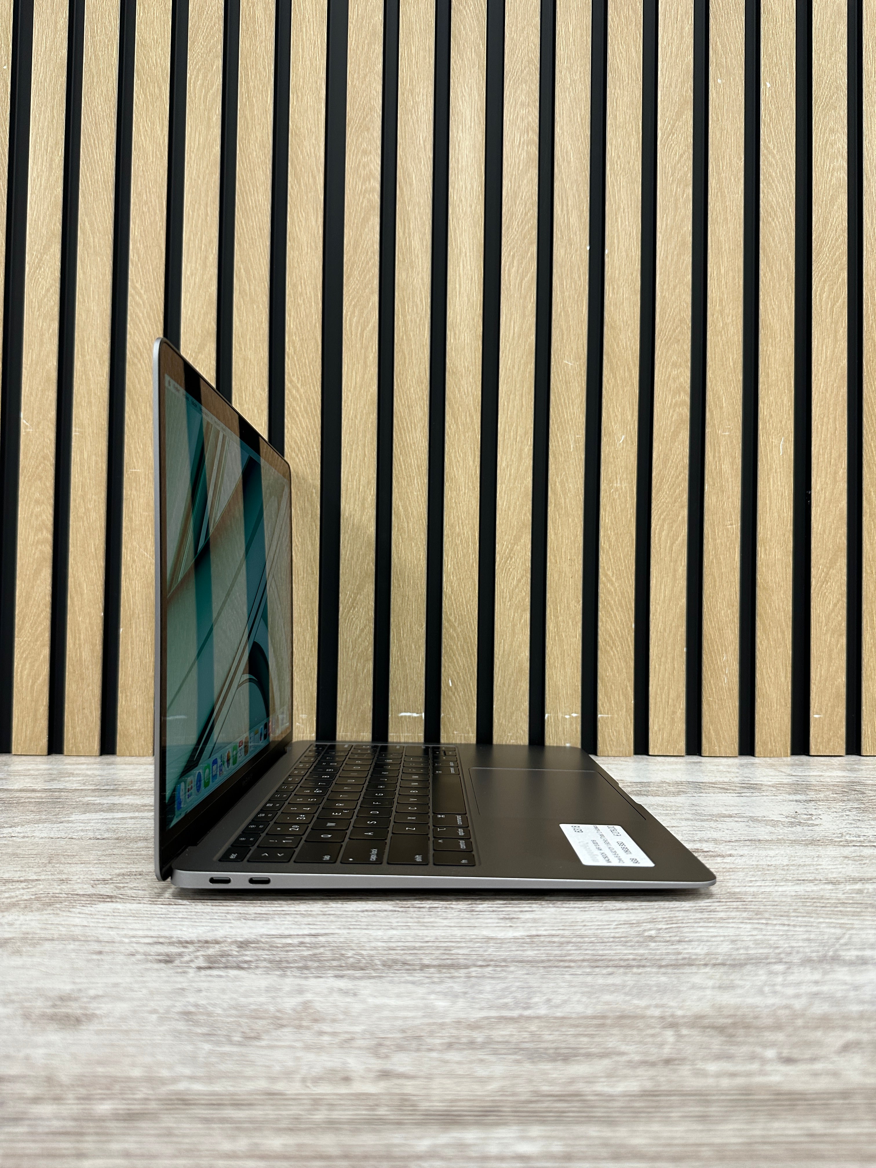 MacBook Air 13" 2019 i5 8gb 128gb SSD