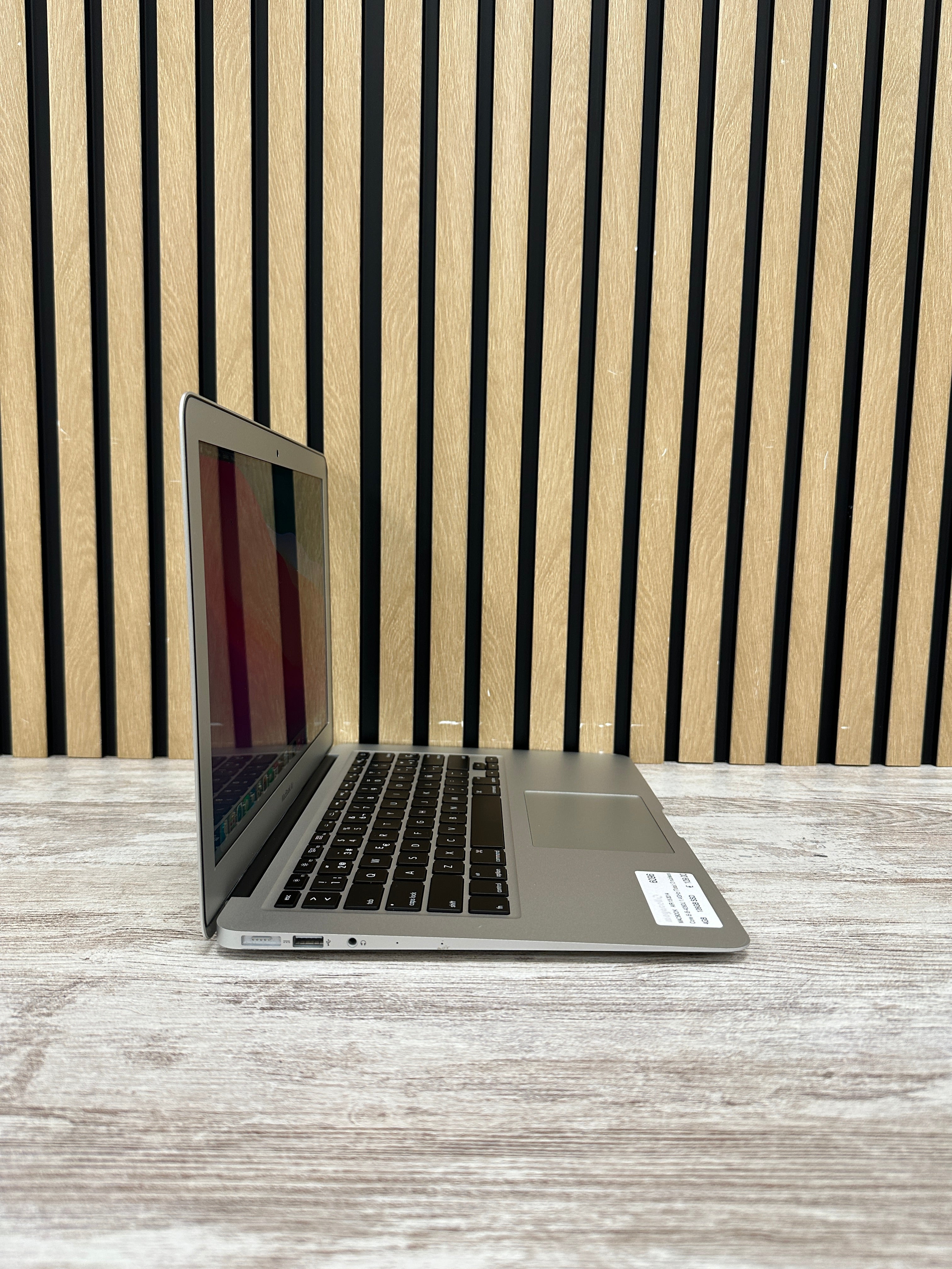 MacBook Air 13" 2014 i5 4gb 128gb SSD