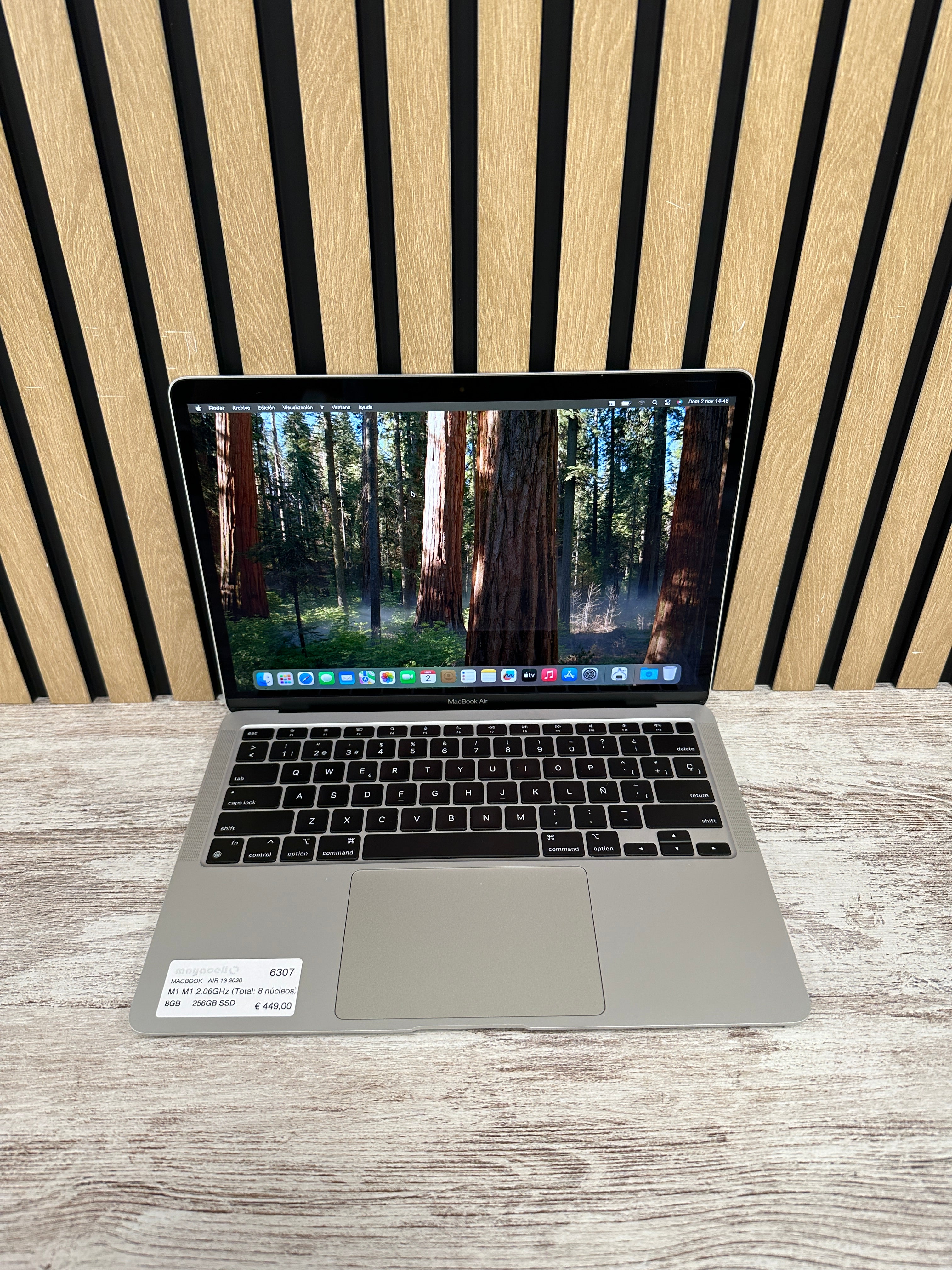 MacBook Air 13" 2020 M1 8gb 256gb SSD