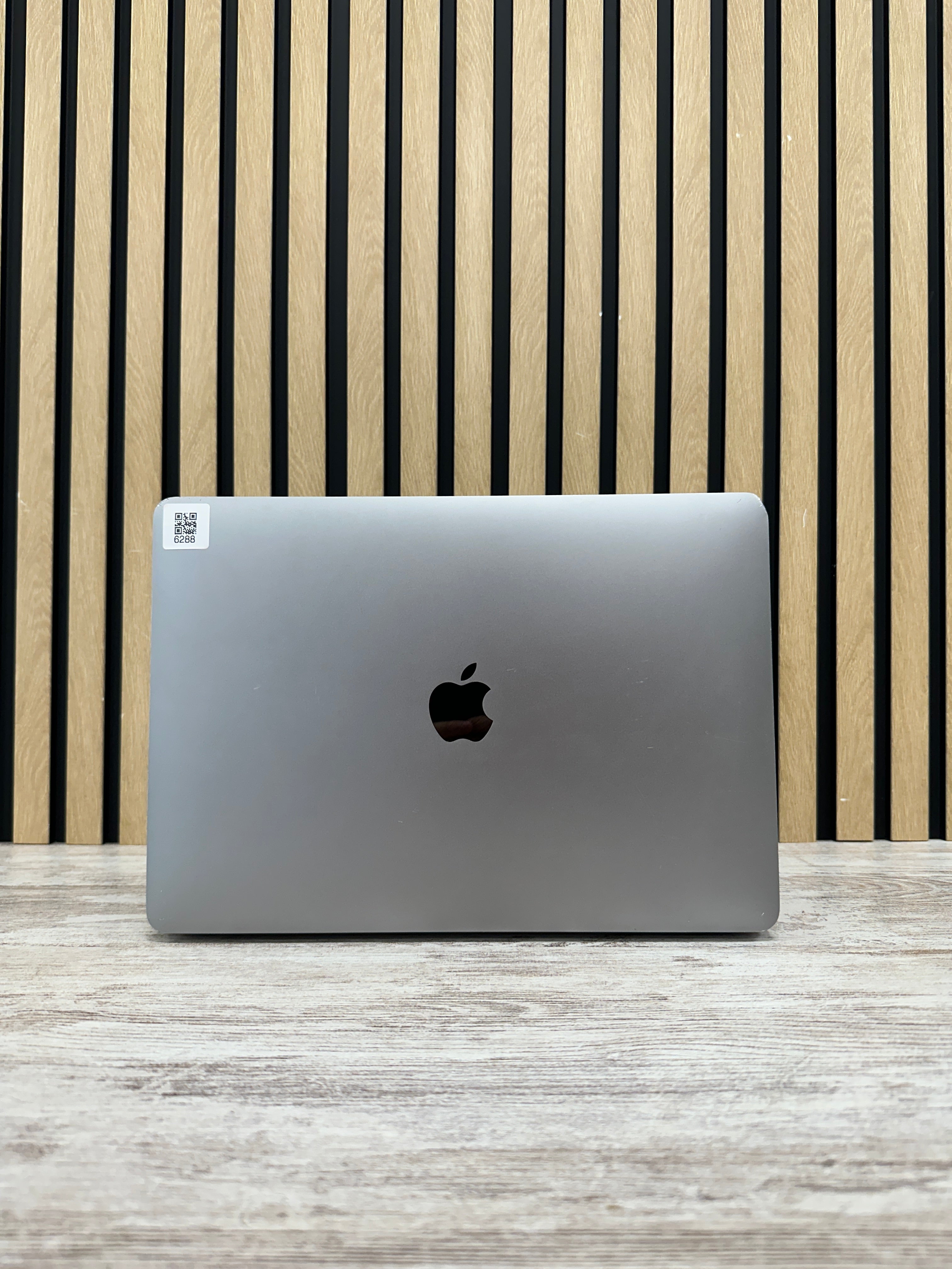 MacBook Pro 13" 2020 M1 8gb 256gb SSD