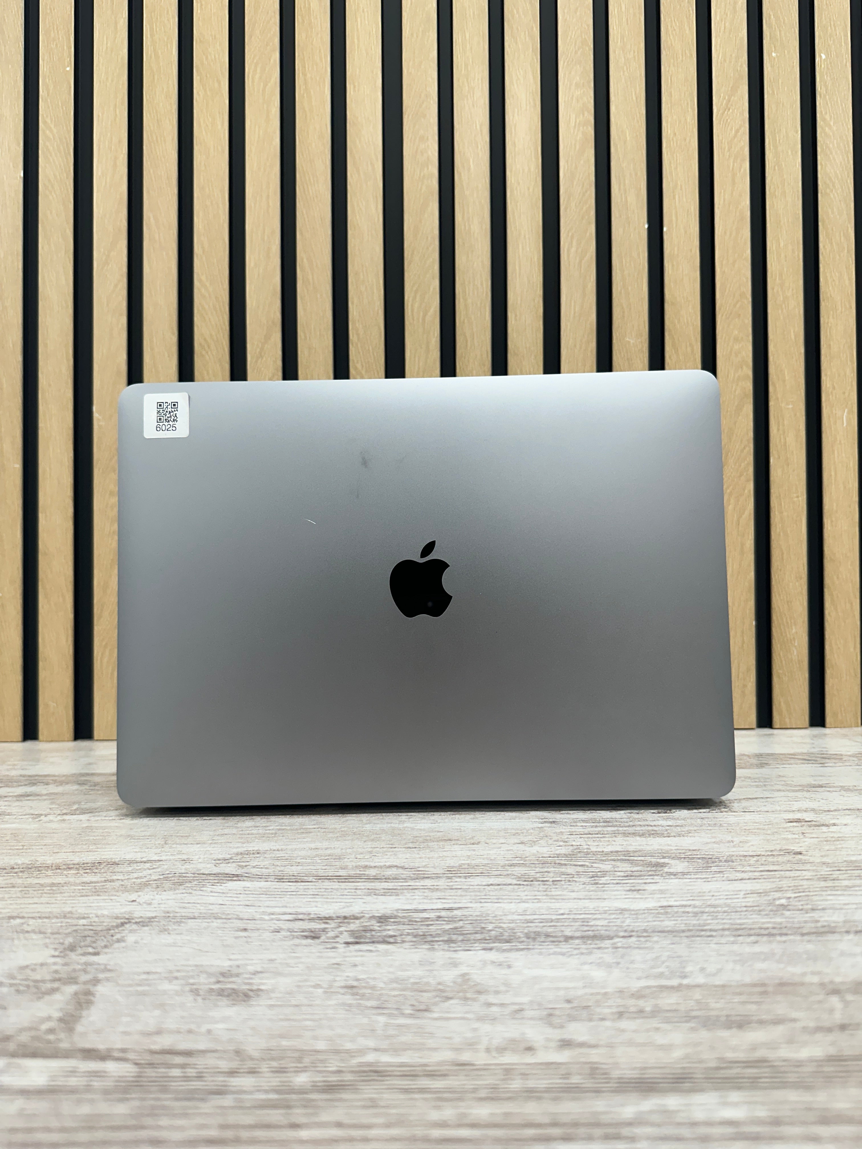 MacBook Air 13" 2020 M1 16gb 500gb SSD